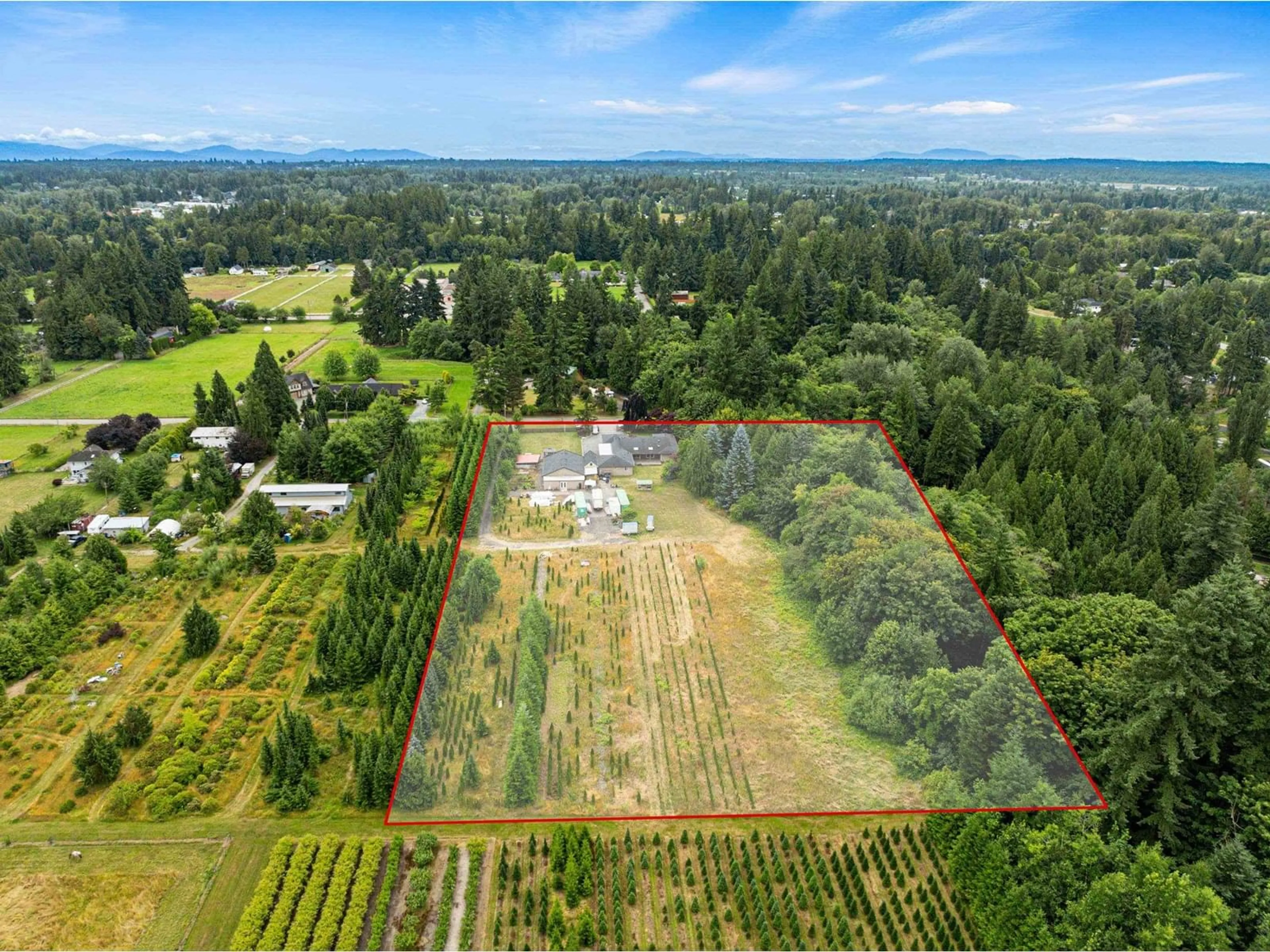 A pic from outside/outdoor area/front of a property/back of a property/a pic from drone, unknown for 23363 48, Langley British Columbia V2Z2S5