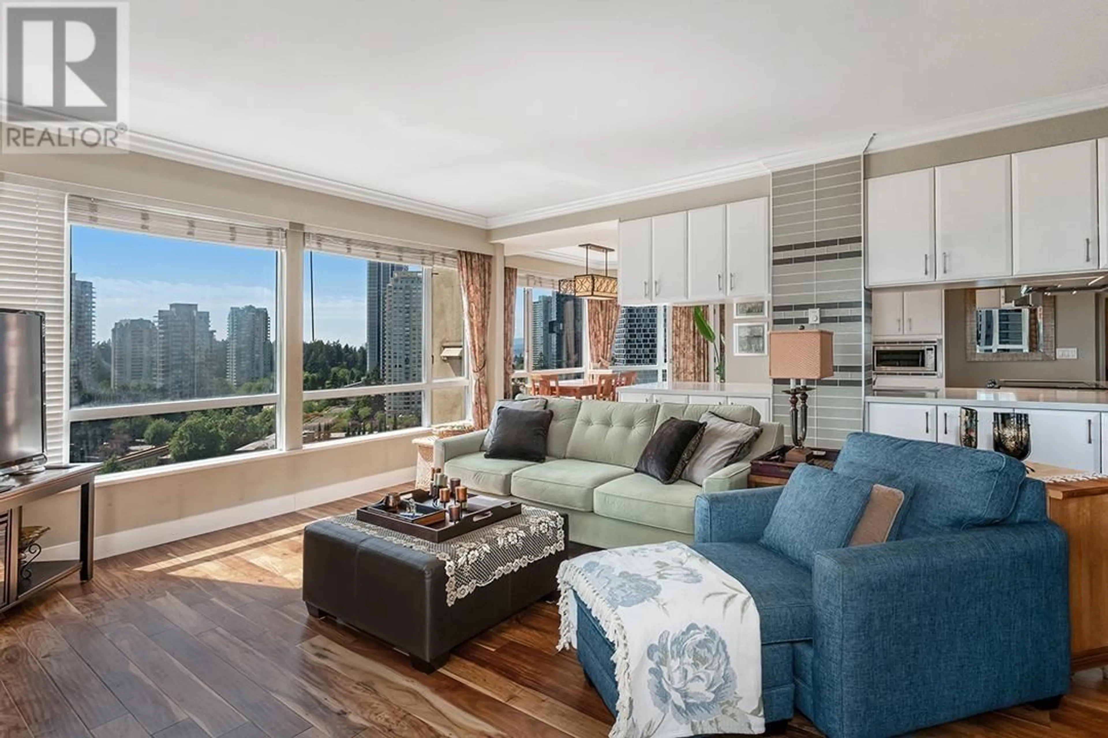 Living room with furniture, wood/laminate floor for 1404 - 6220 MCKAY AVENUE, Burnaby British Columbia V5H4M8