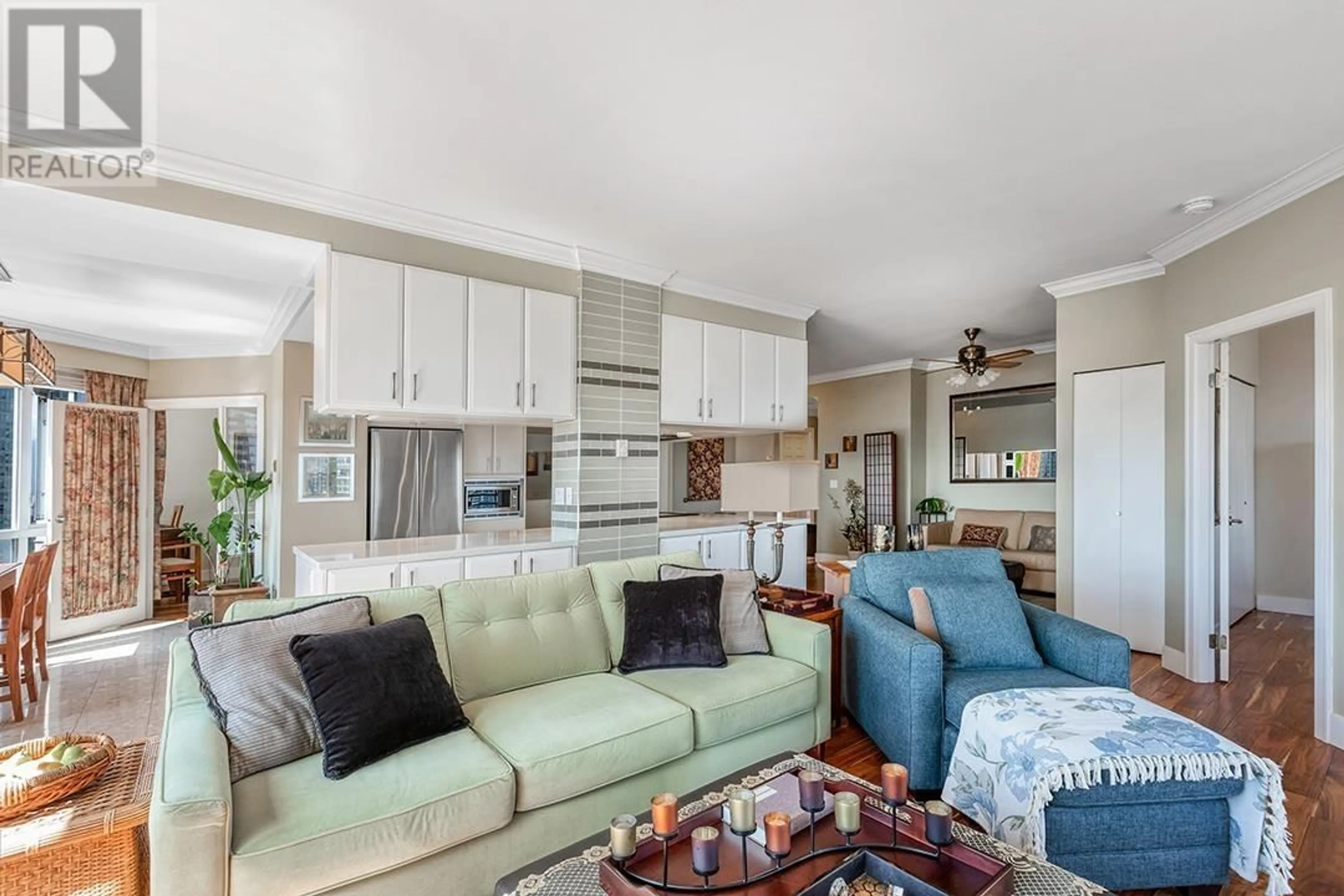 Open concept kitchen, unknown for 1404 - 6220 MCKAY AVENUE, Burnaby British Columbia V5H4M8