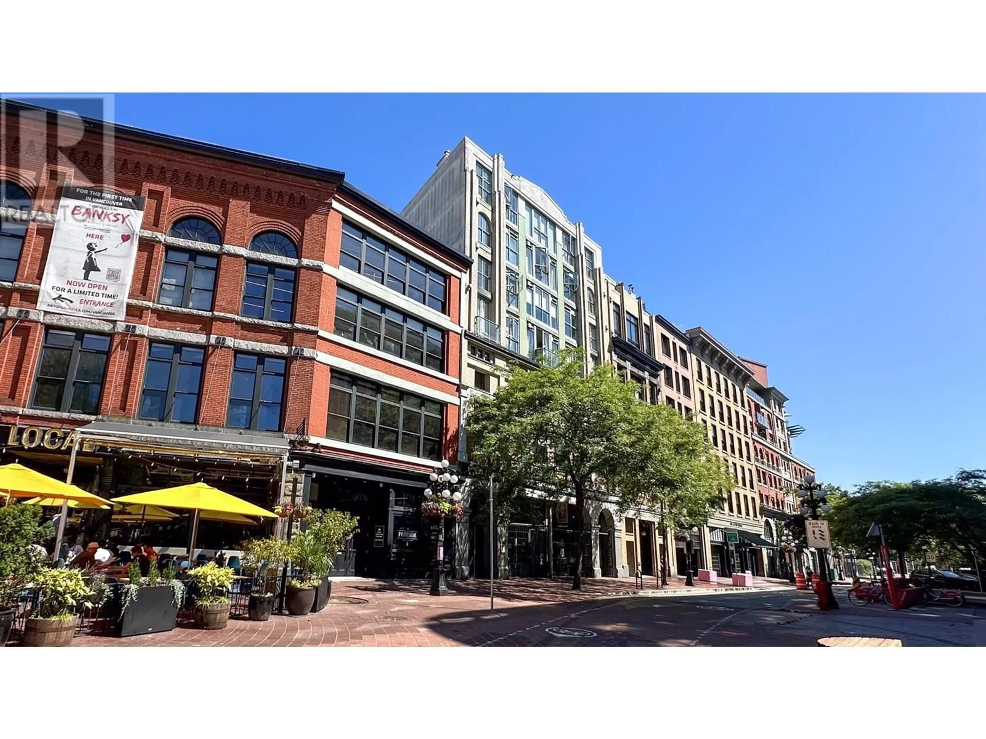 Patio, building for 702 - 41 ALEXANDER STREET, Vancouver British Columbia V6A1B2