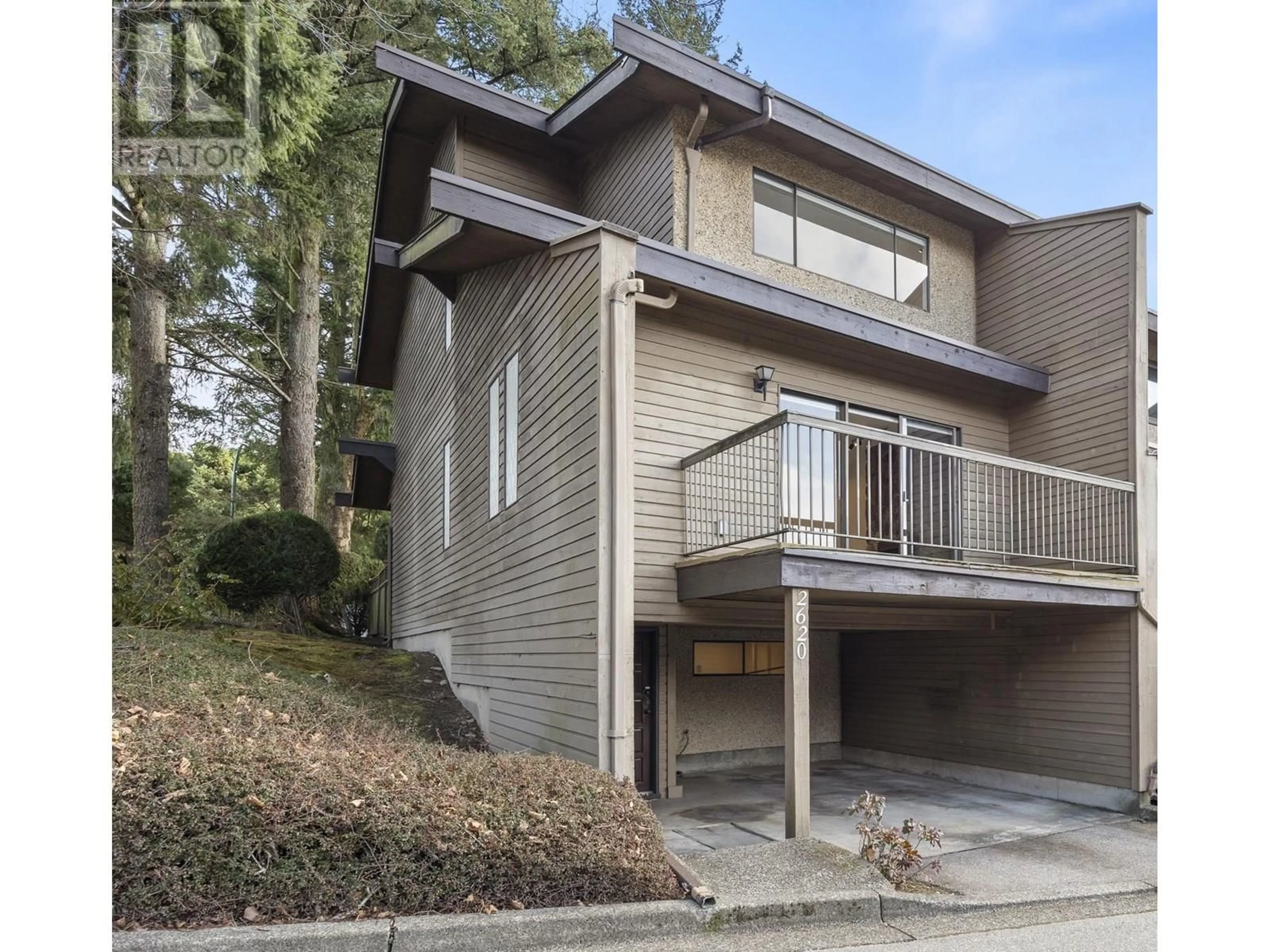Unknown for 2620 MOORCROFT COURT, Burnaby British Columbia V5B4R2