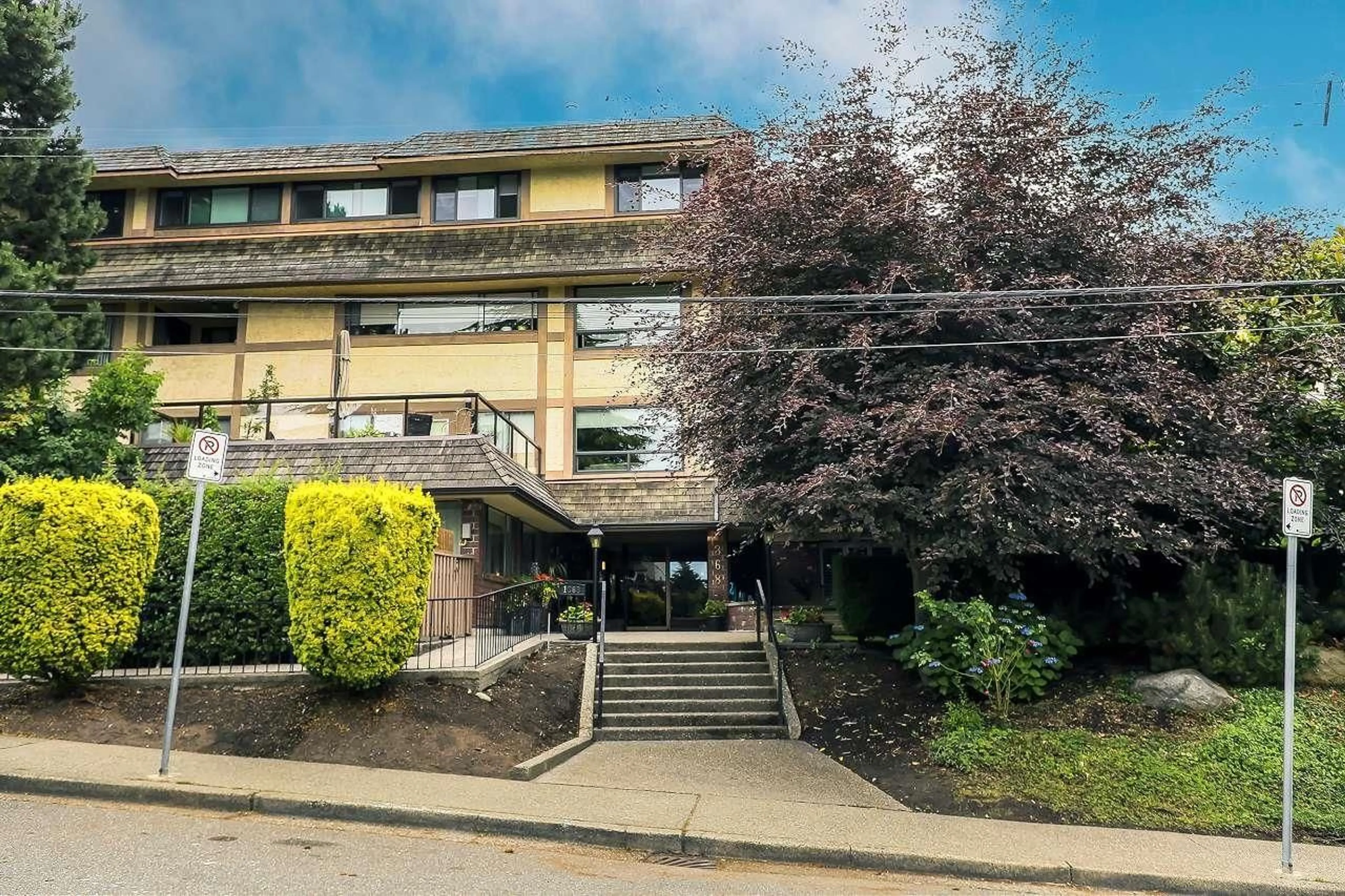 Unknown for 207 - 1368 FOSTER, White Rock British Columbia V4B3X4