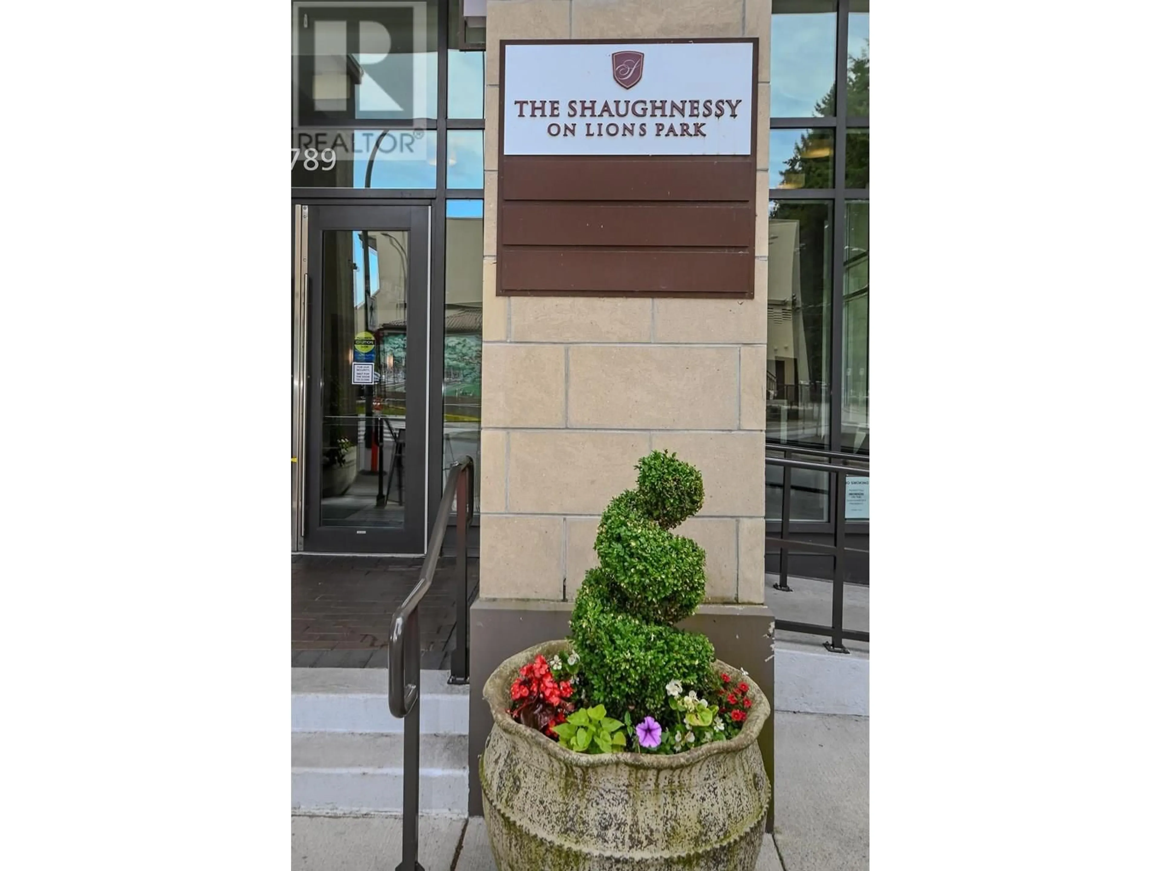 Lobby for 2606 - 2789 SHAUGHNESSY STREET, Port Coquitlam British Columbia V3C0C3