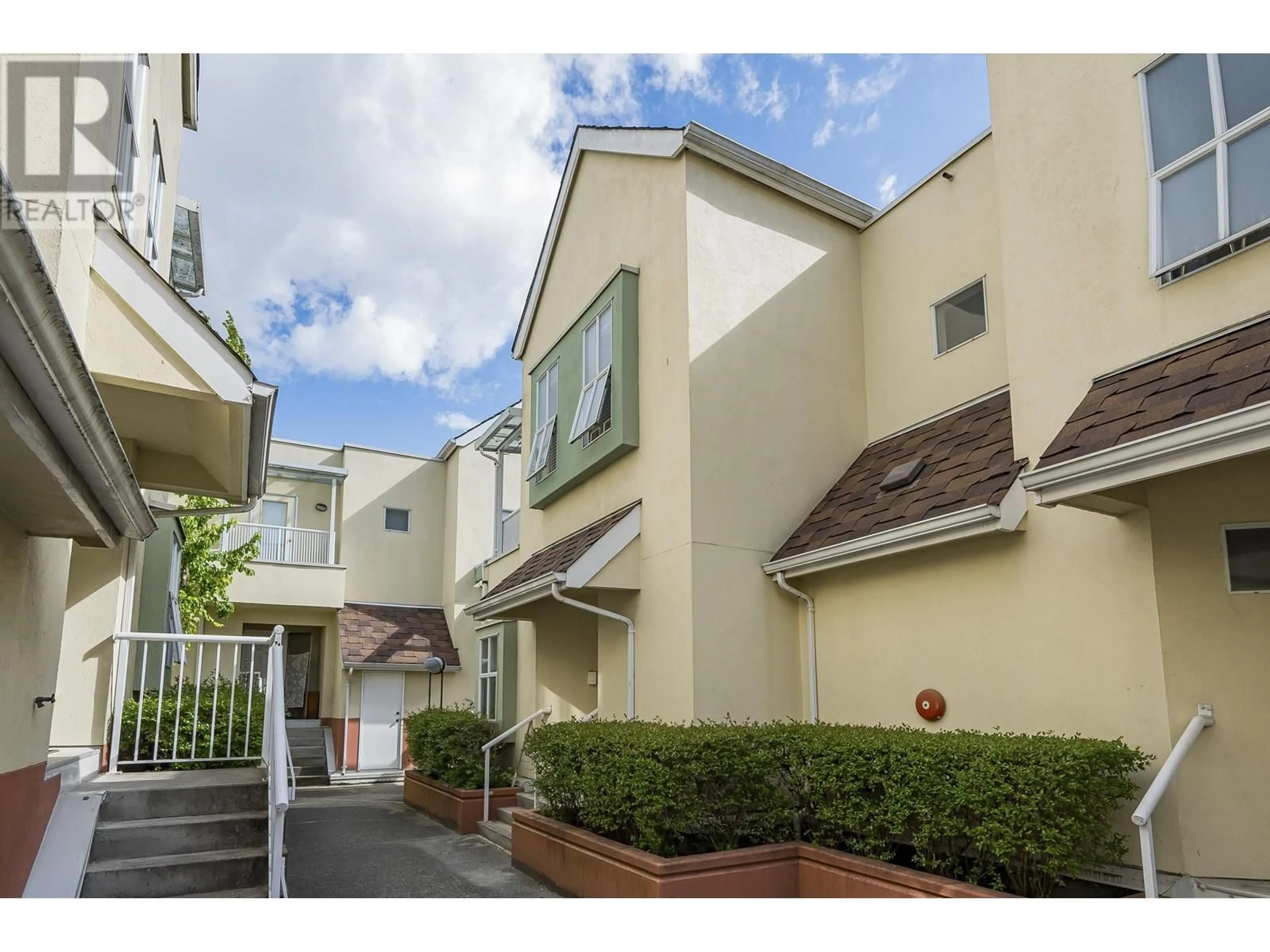 A pic from outside/outdoor area/front of a property/back of a property/a pic from drone, street for 384 - 8333 JONES ROAD, Richmond British Columbia V6Y3W9