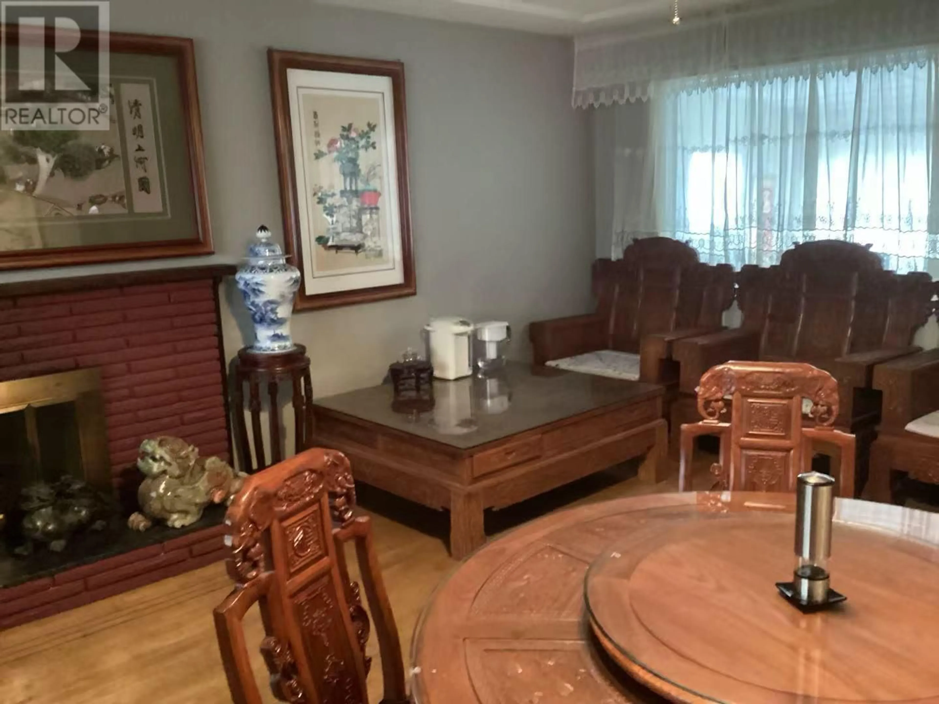 Dining room, wood/laminate floor for 1730 AUSTIN AVENUE, Coquitlam British Columbia V3K3R1
