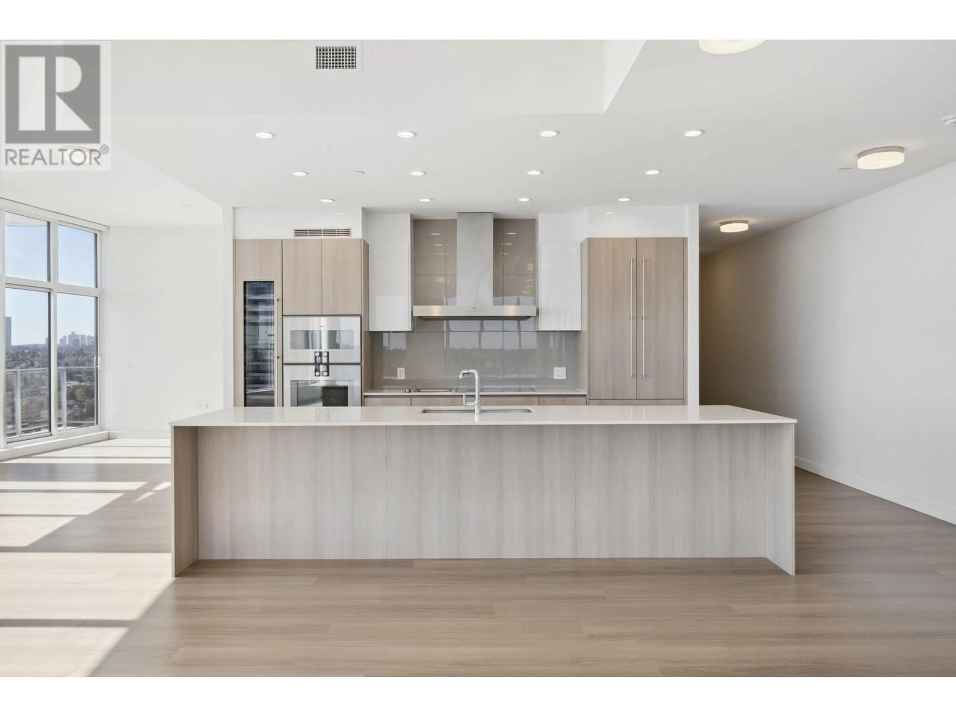 Open concept kitchen, wood/laminate floor for 3301 - 618 CARNARVON STREET, New Westminster British Columbia V3M0N9