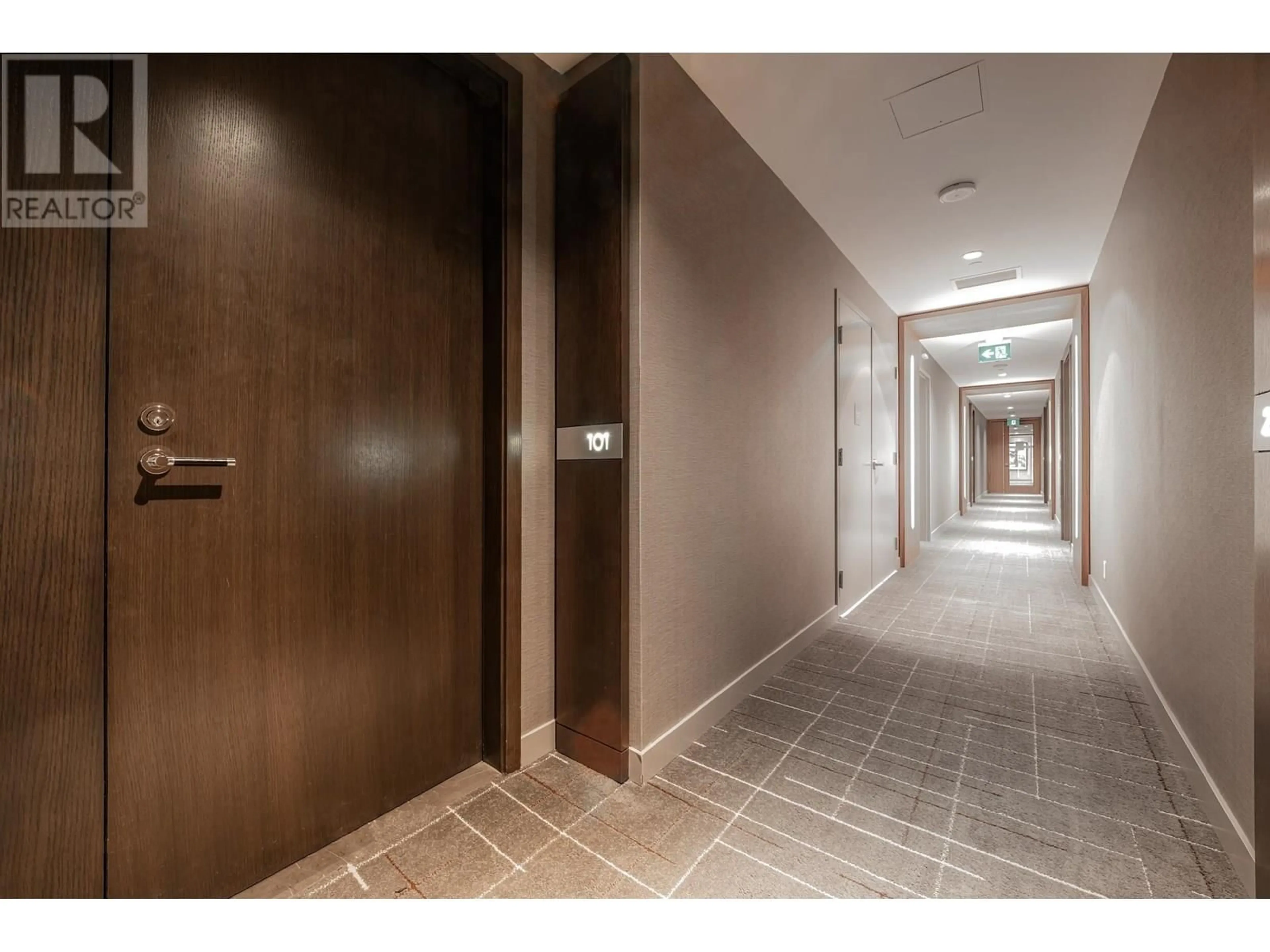 Indoor foyer for 101 - 6611 PEARSON WAY, Richmond British Columbia V7C0C3