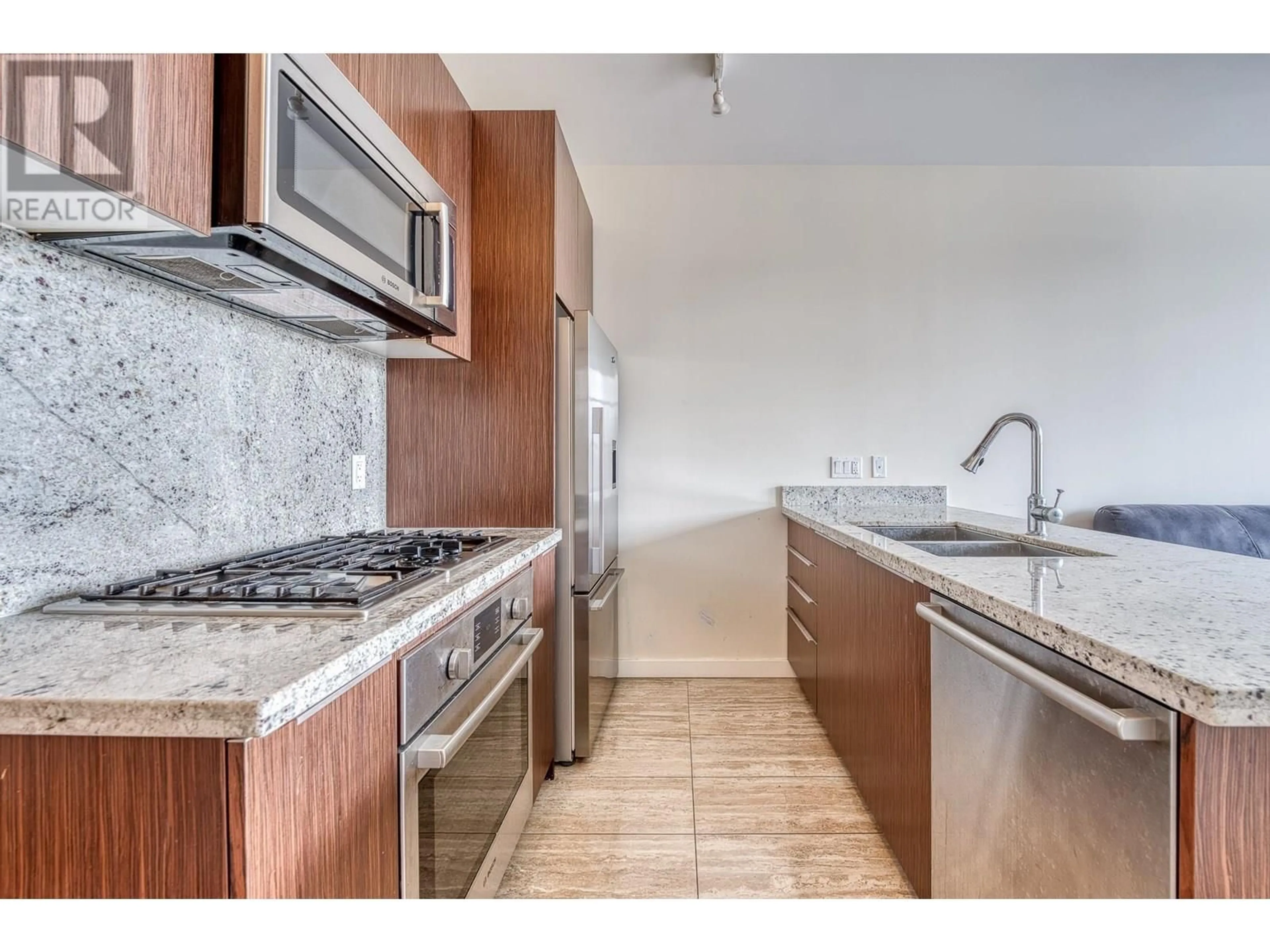 Standard kitchen, ceramic/tile floor for 305 - 8633 CAPSTAN WAY, Richmond British Columbia V6X0N5