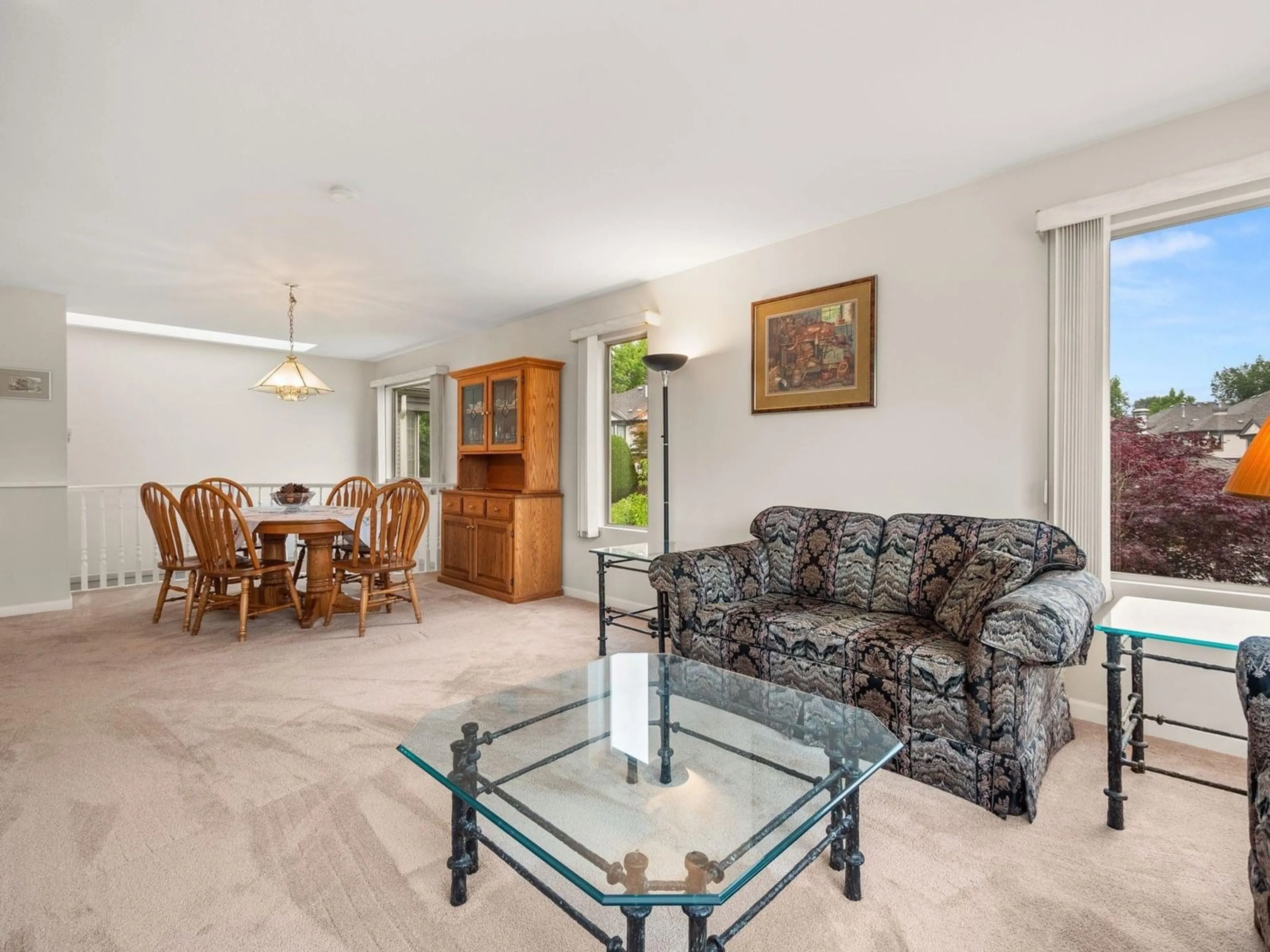 Living room with furniture, unknown for 38 - 15840 84, Surrey British Columbia V4N0W4
