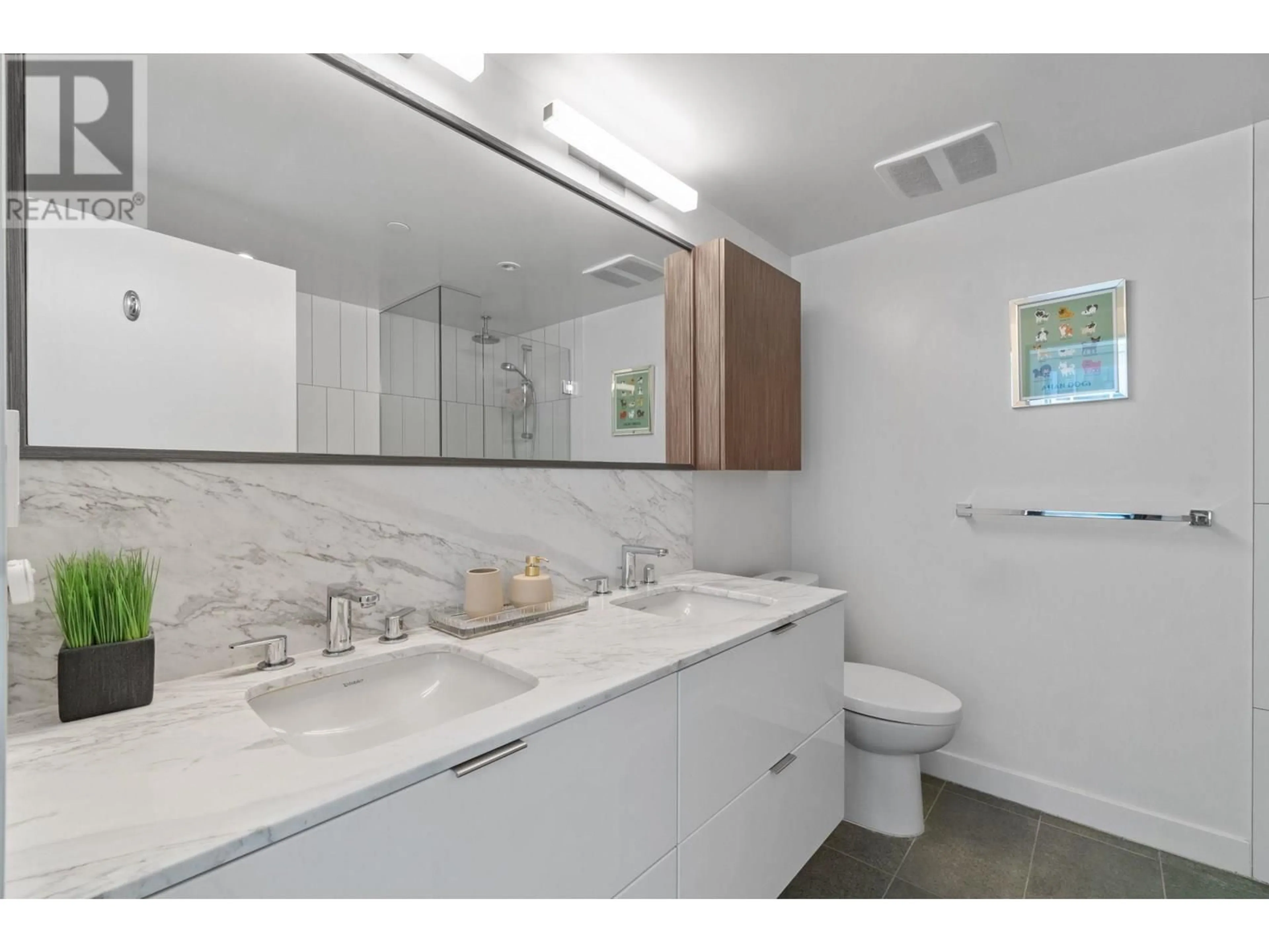 Standard bathroom, ceramic/tile floor for 805 - 209 EAST 7TH AVENUE, Vancouver British Columbia V5T0H3