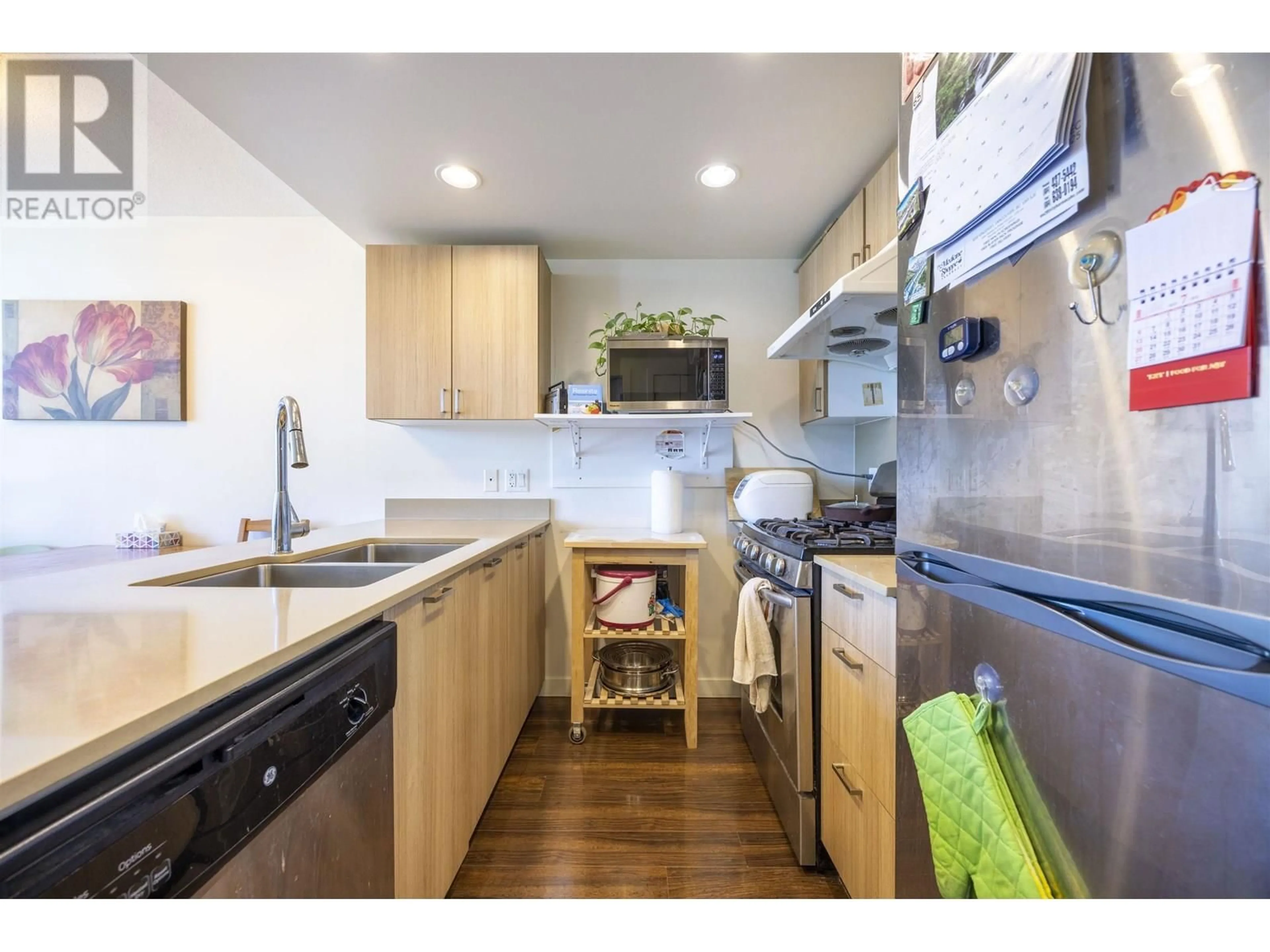 Standard kitchen, unknown for 509 - 4818 ELDORADO MEWS, Vancouver British Columbia V5R0B3