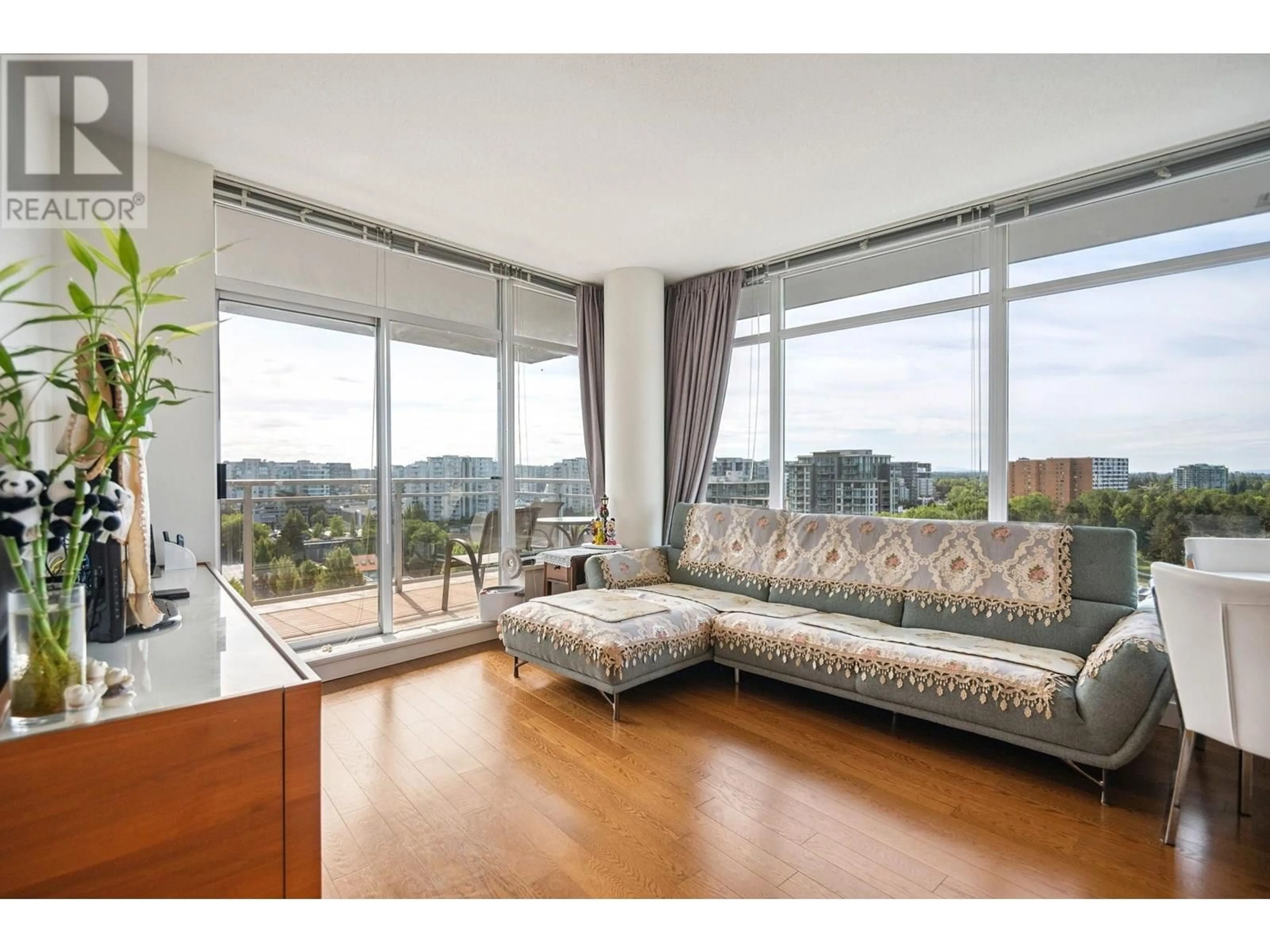 Living room with furniture, wood/laminate floor for 1708 - 7371 WESTMINSTER HIGHWAY, Richmond British Columbia V6X0B4