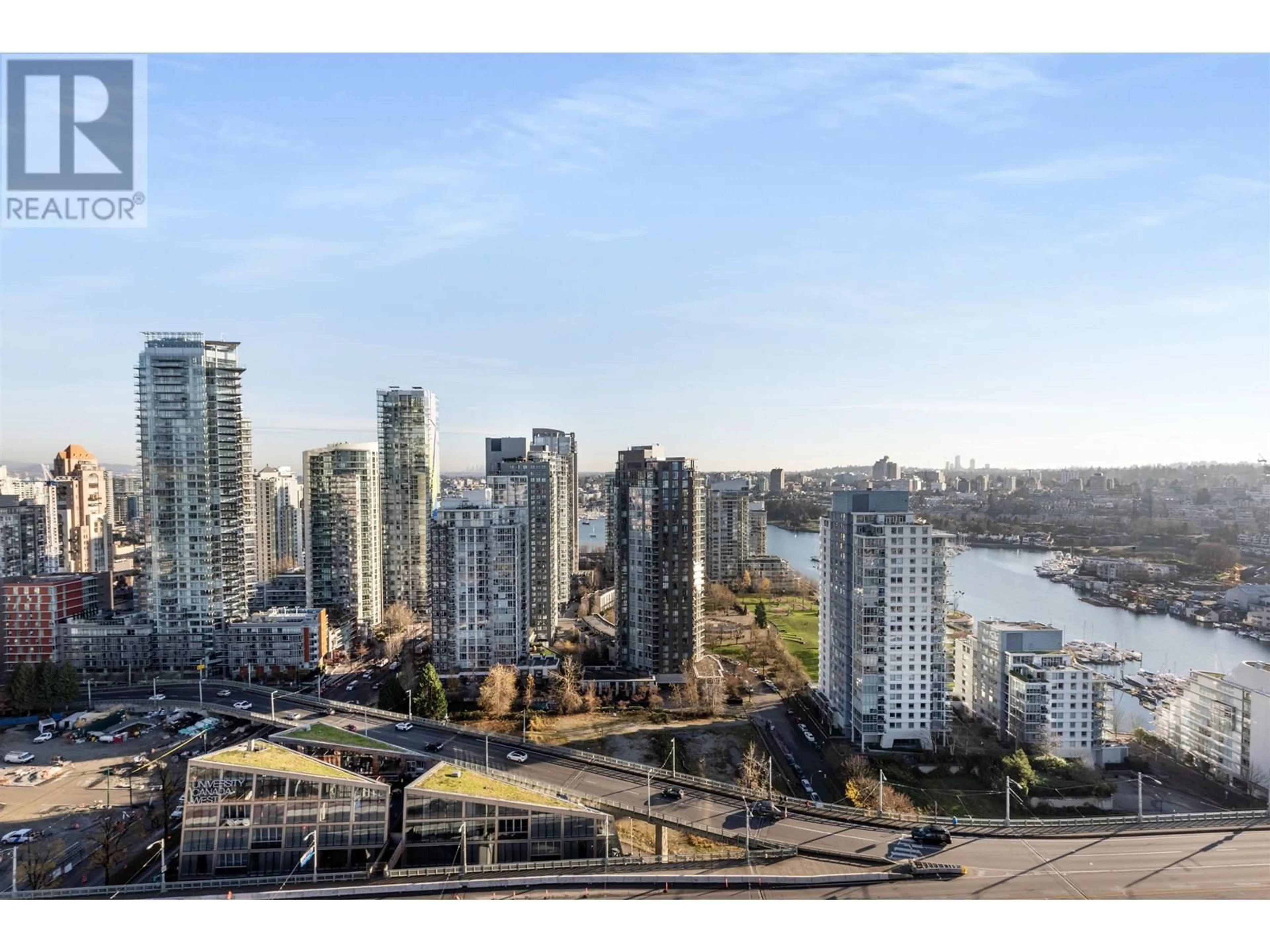 A pic from outside/outdoor area/front of a property/back of a property/a pic from drone, city buildings view from balcony for 3209 - 1480 HOWE STREET, Vancouver British Columbia V6Z0G5