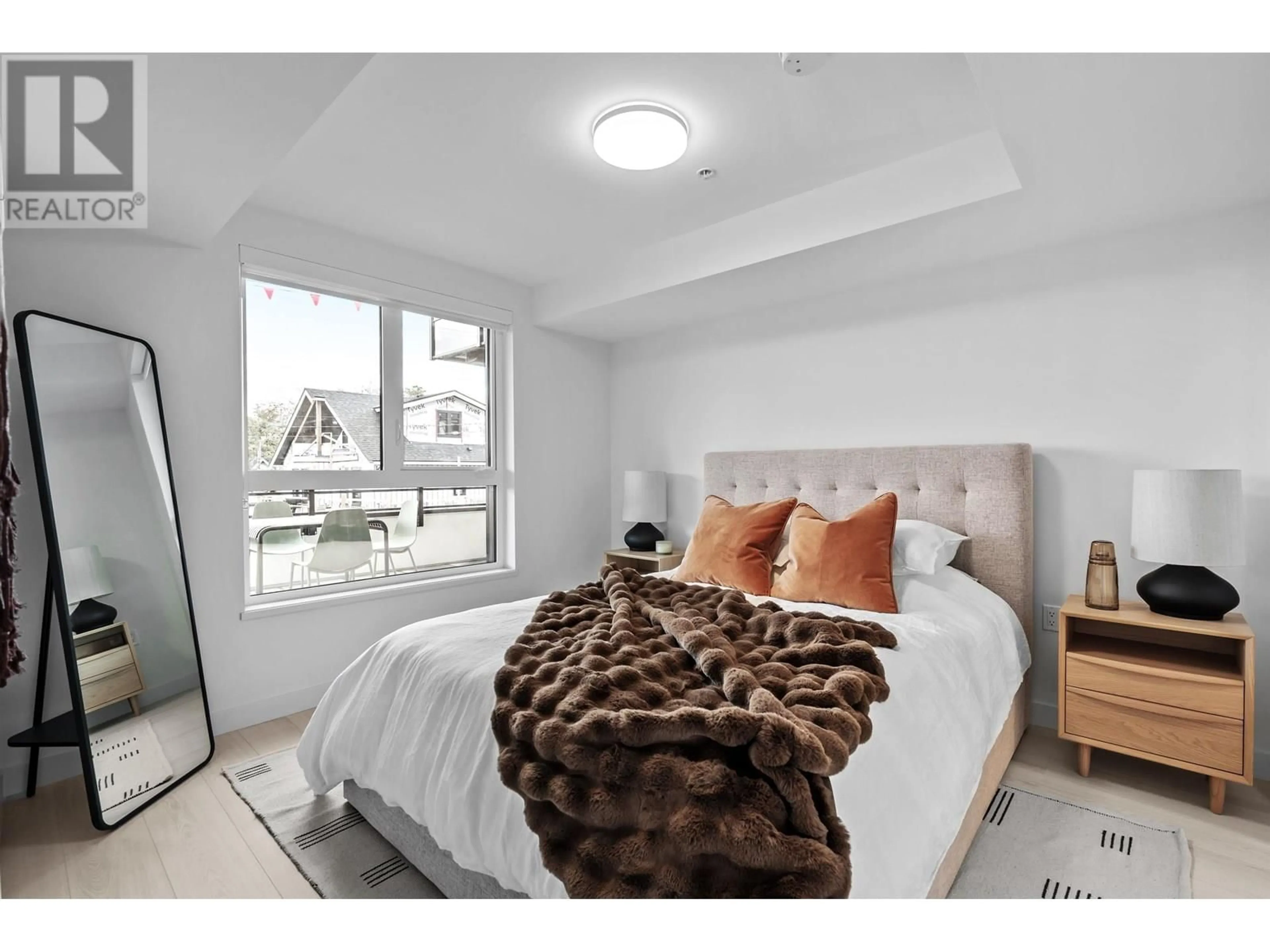 Bedroom with bed, unknown for 303 - 2419 GRANT STREET, Vancouver British Columbia V0V0V0