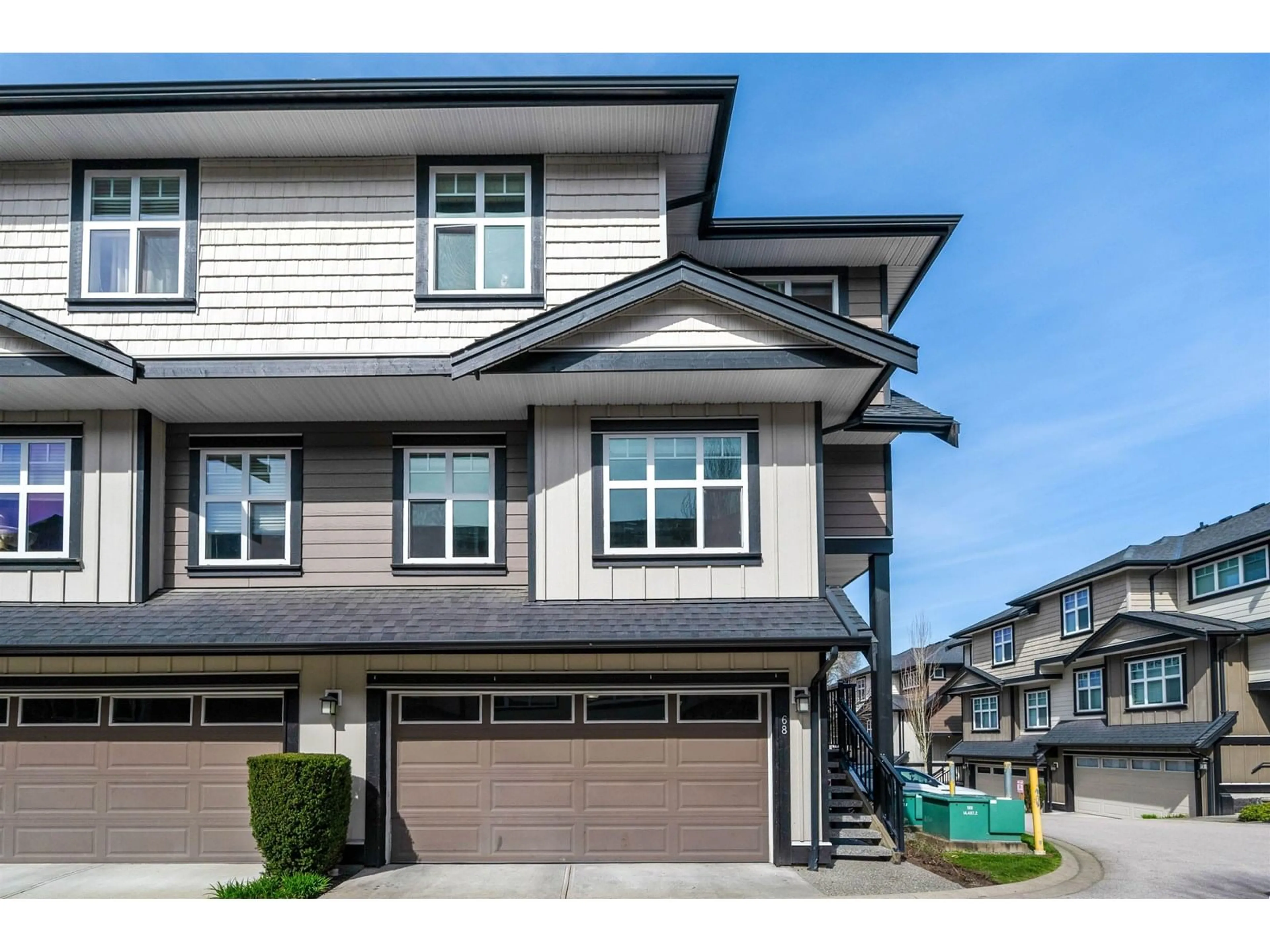 Home with vinyl exterior material, street for 68 - 6350 142, Surrey British Columbia V3X1B8