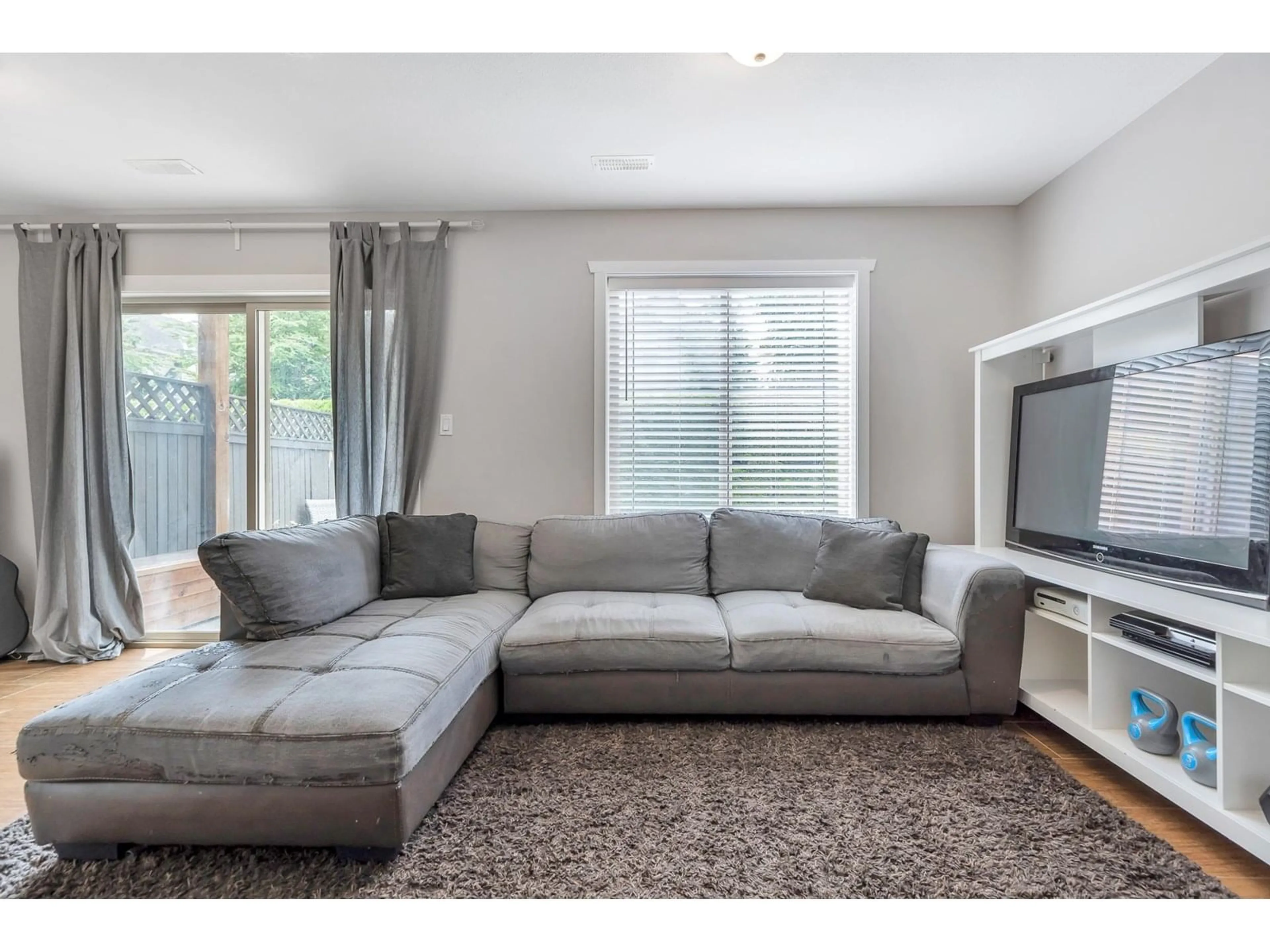 Living room with furniture, unknown for 62 - 5556 PEACH ROAD, Chilliwack British Columbia V2R5X4