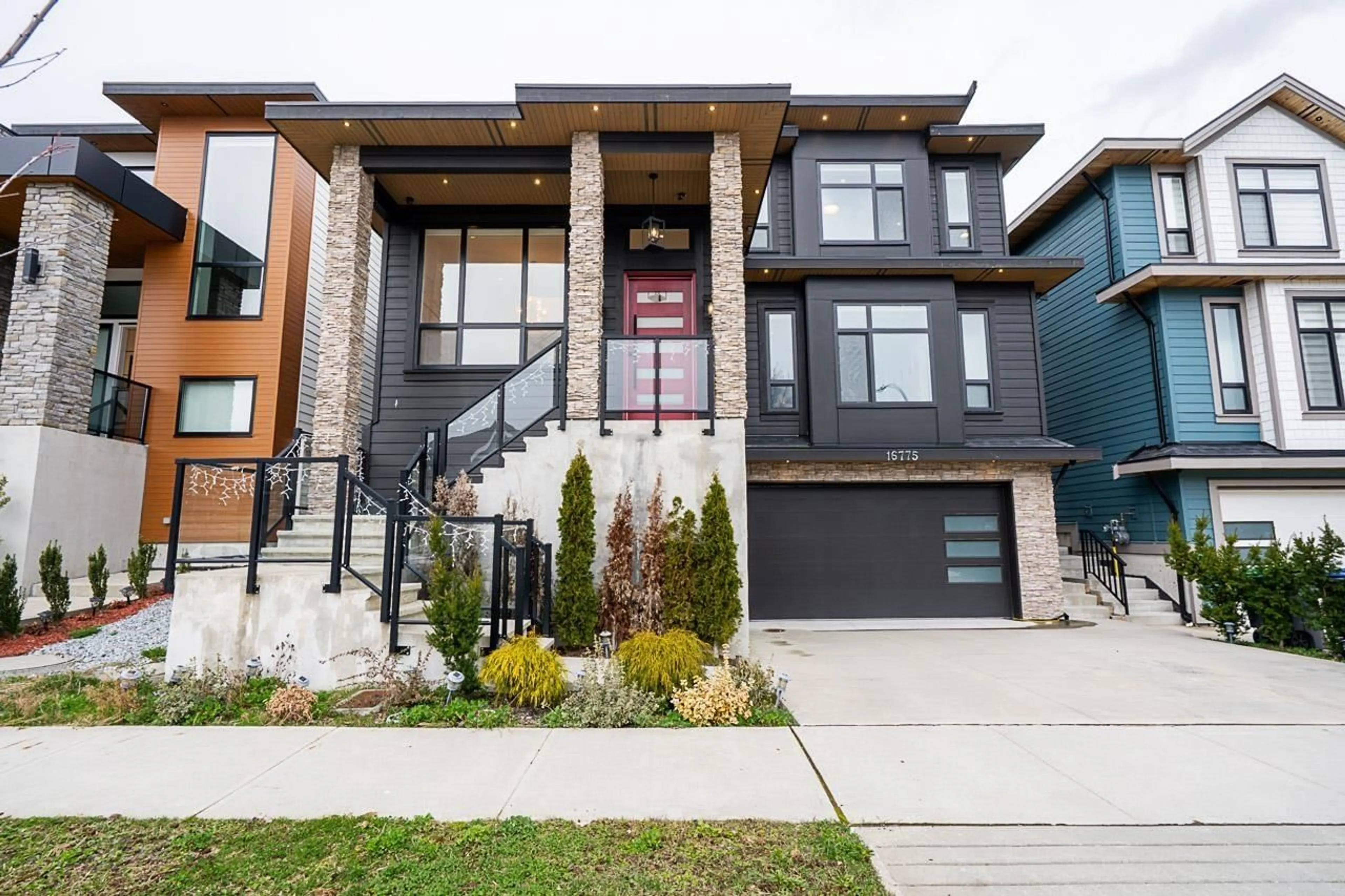 Home with brick exterior material, street for 16775 18, Surrey British Columbia V3Z9X5
