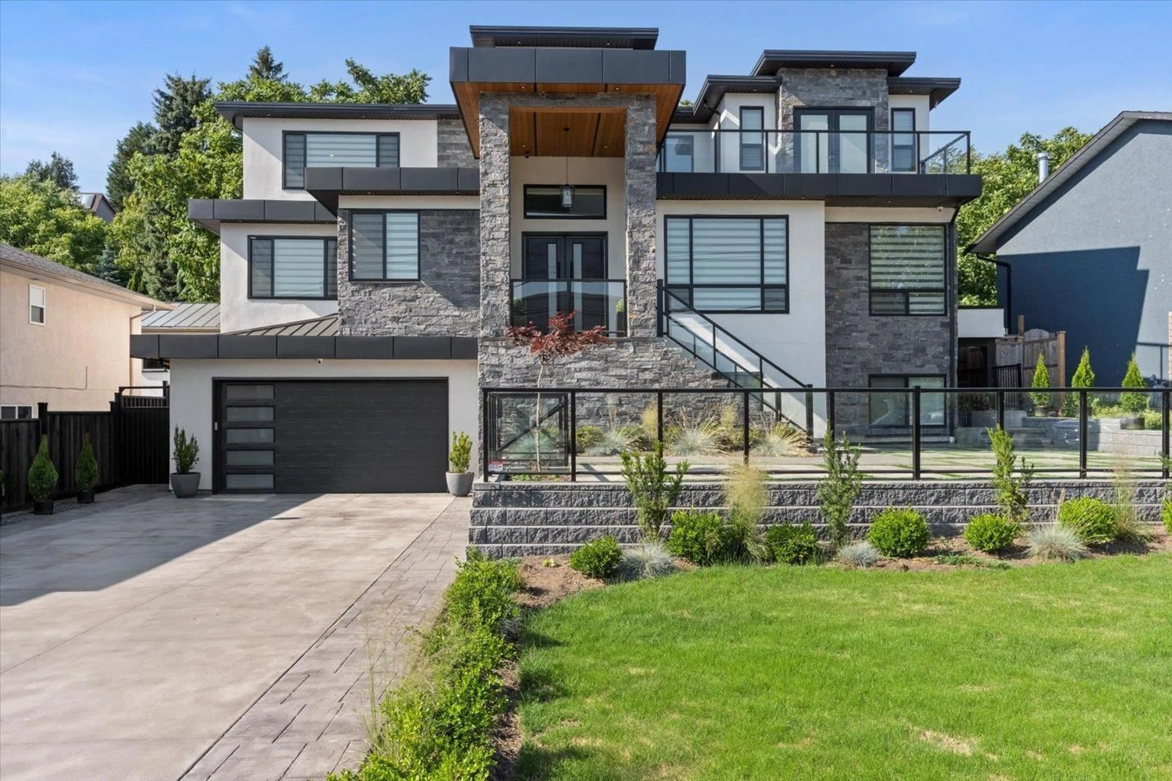 Home with brick exterior material, street for 35275 DELAIR, Abbotsford British Columbia V3G2E2