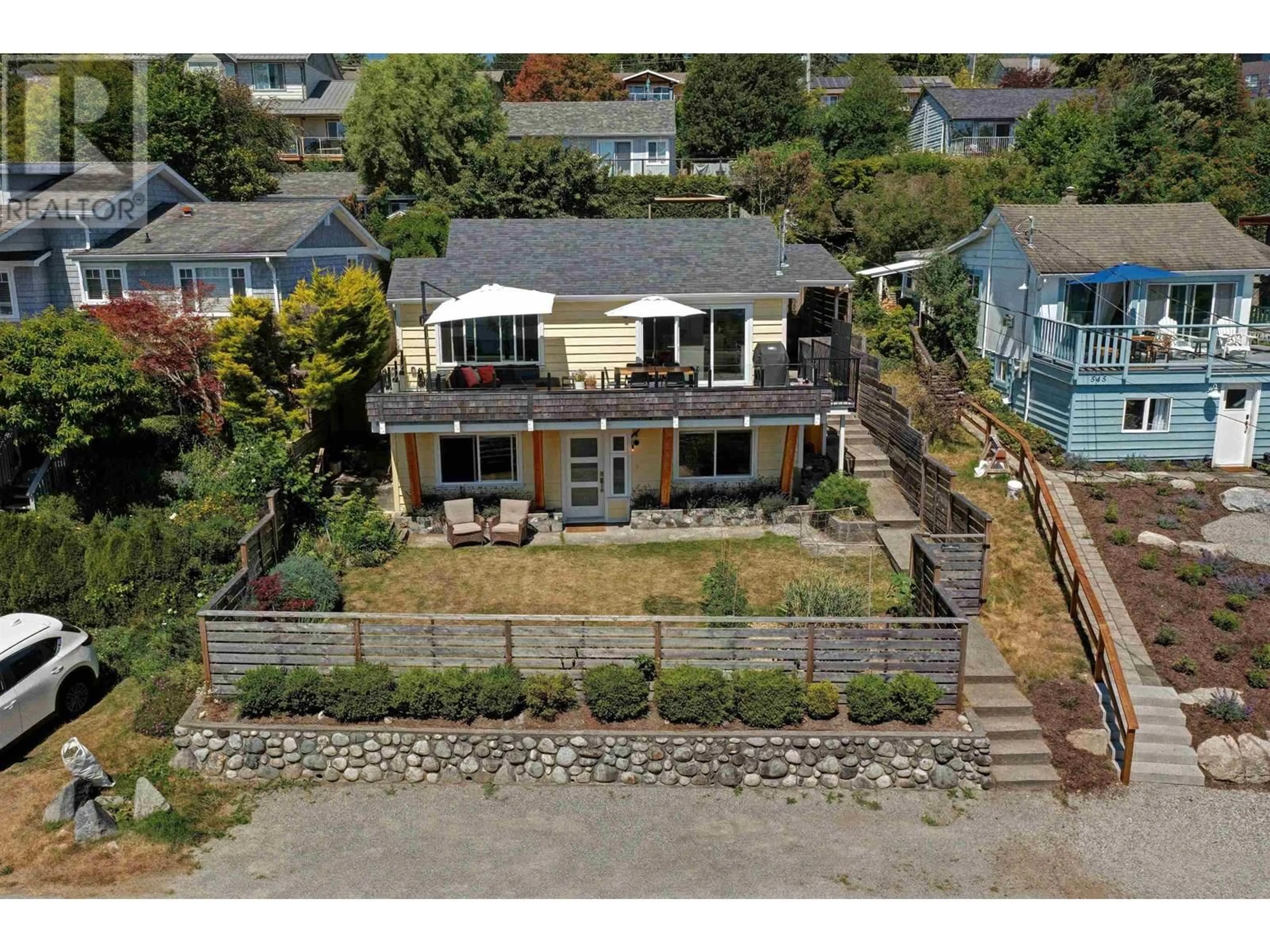 A pic from outside/outdoor area/front of a property/back of a property/a pic from drone, street for 543 SARGENT ROAD, Gibsons British Columbia V0N1V0