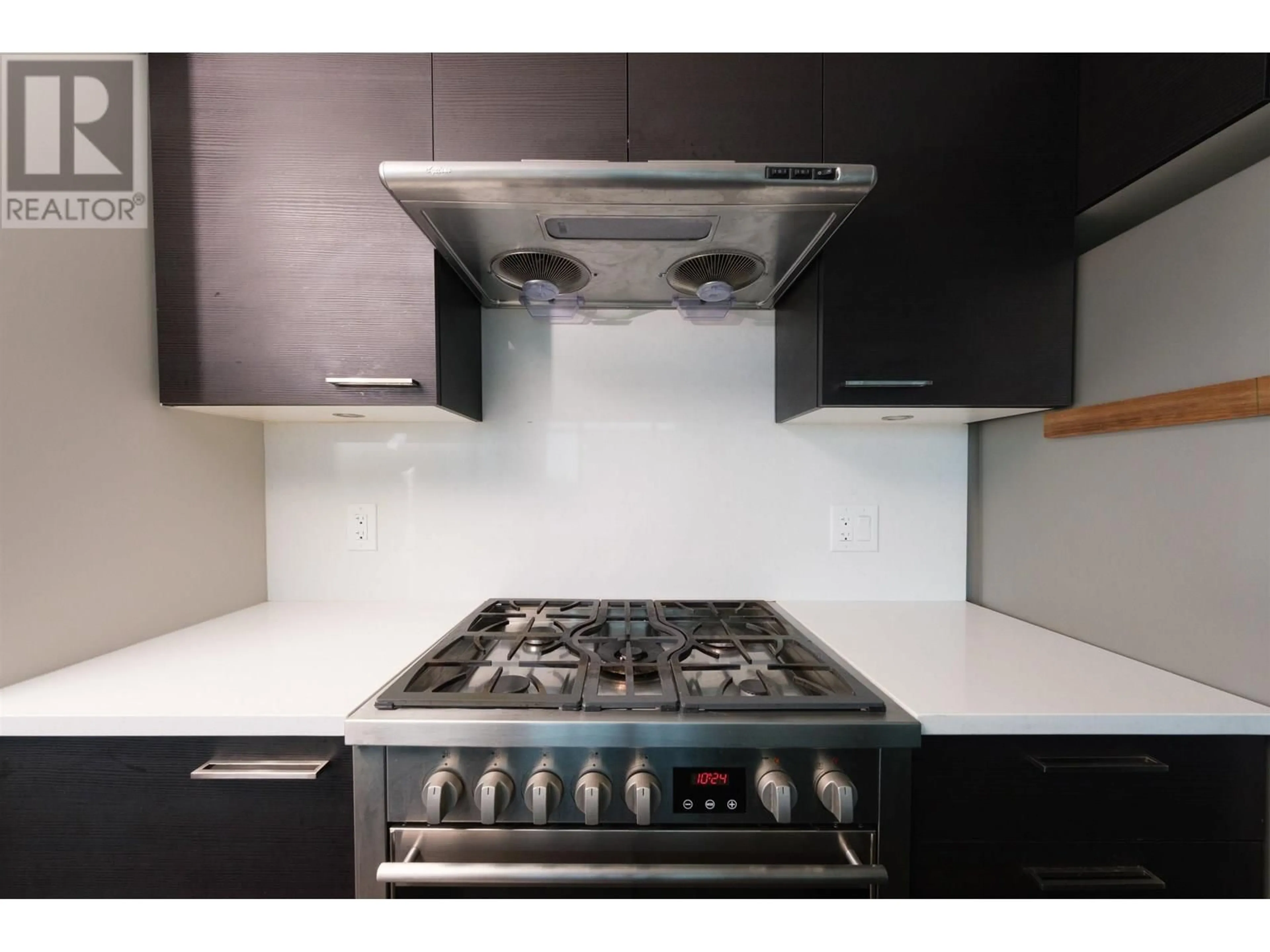 Standard kitchen, unknown for 1601 - 6188 NO. 3 ROAD, Richmond British Columbia V6Y0J3