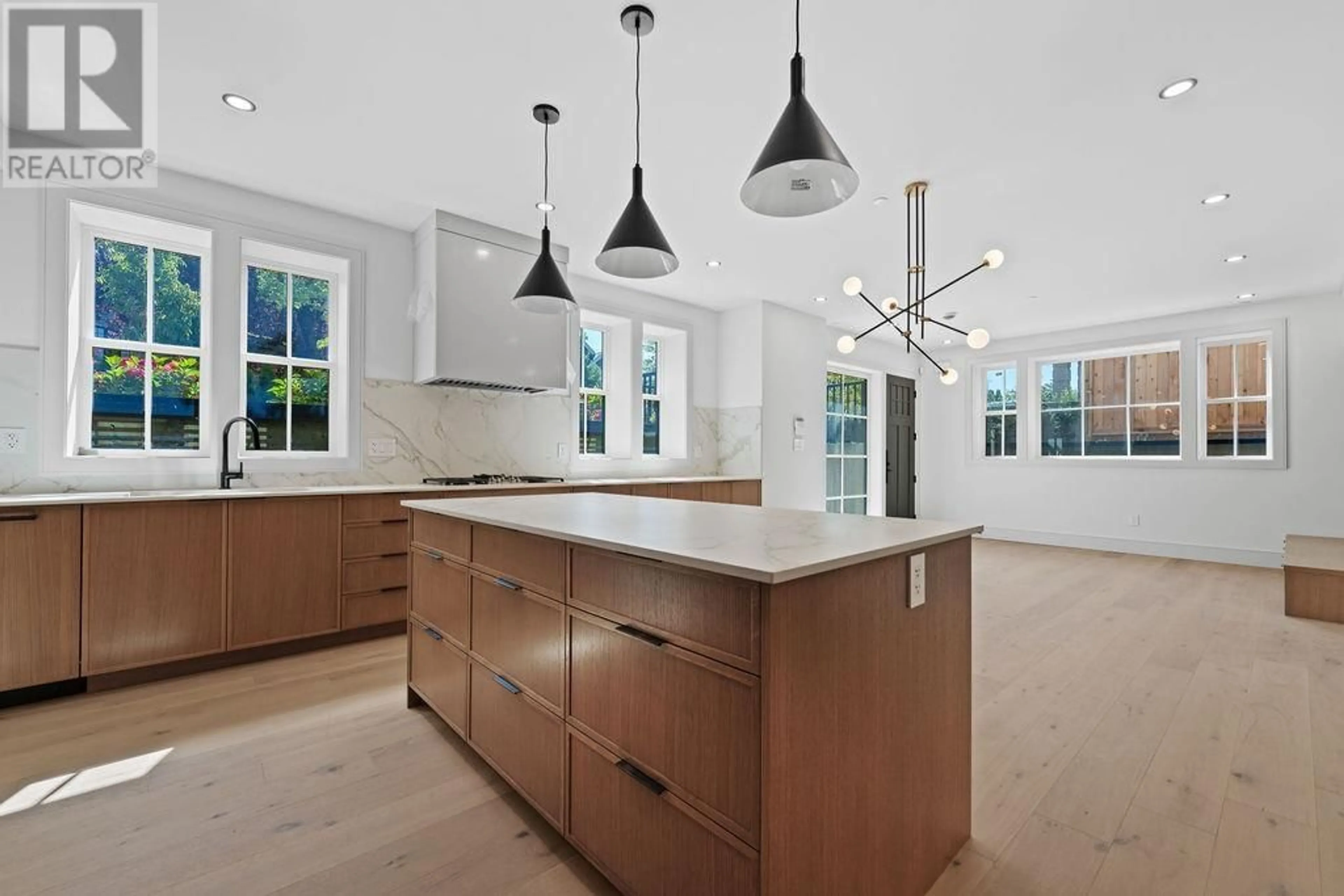 Open concept kitchen, unknown for 6851 CYPRESS STREET, Vancouver British Columbia V6P5L9