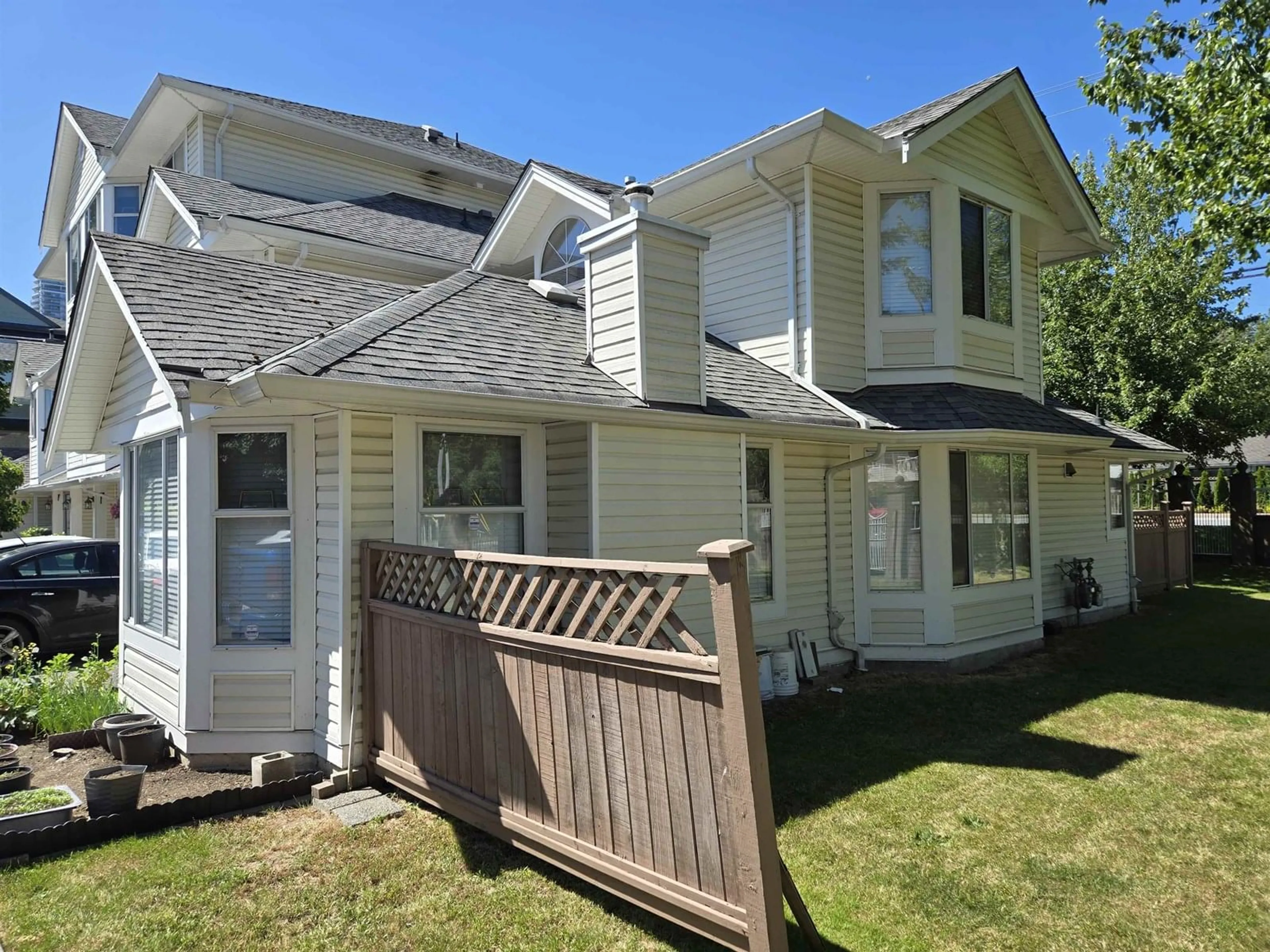 Unknown for 9 - 7955 122, Surrey British Columbia V3W4T4