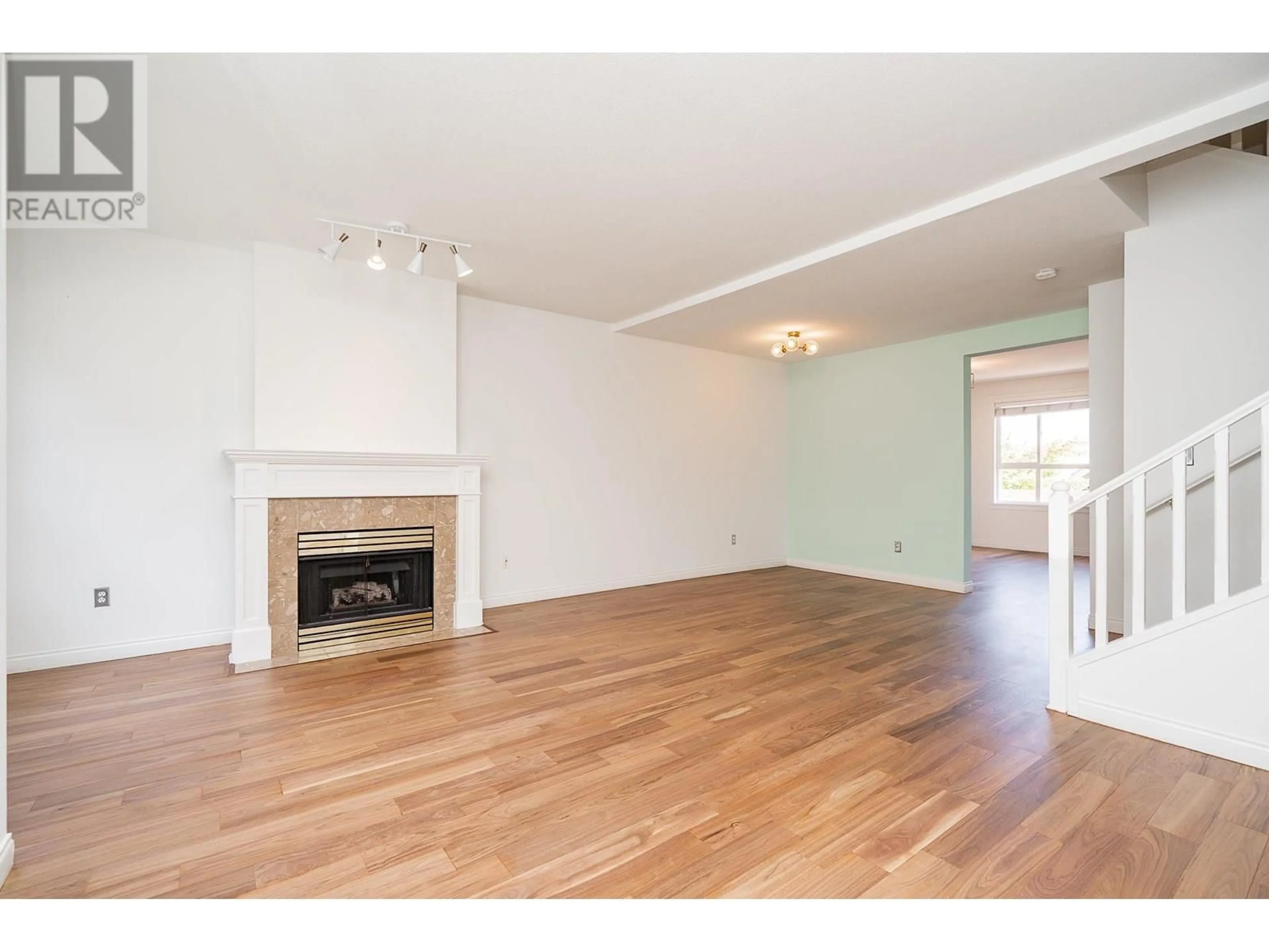 A pic of a room for 209 - 1465 PARKWAY BOULEVARD, Coquitlam British Columbia V3E3E6