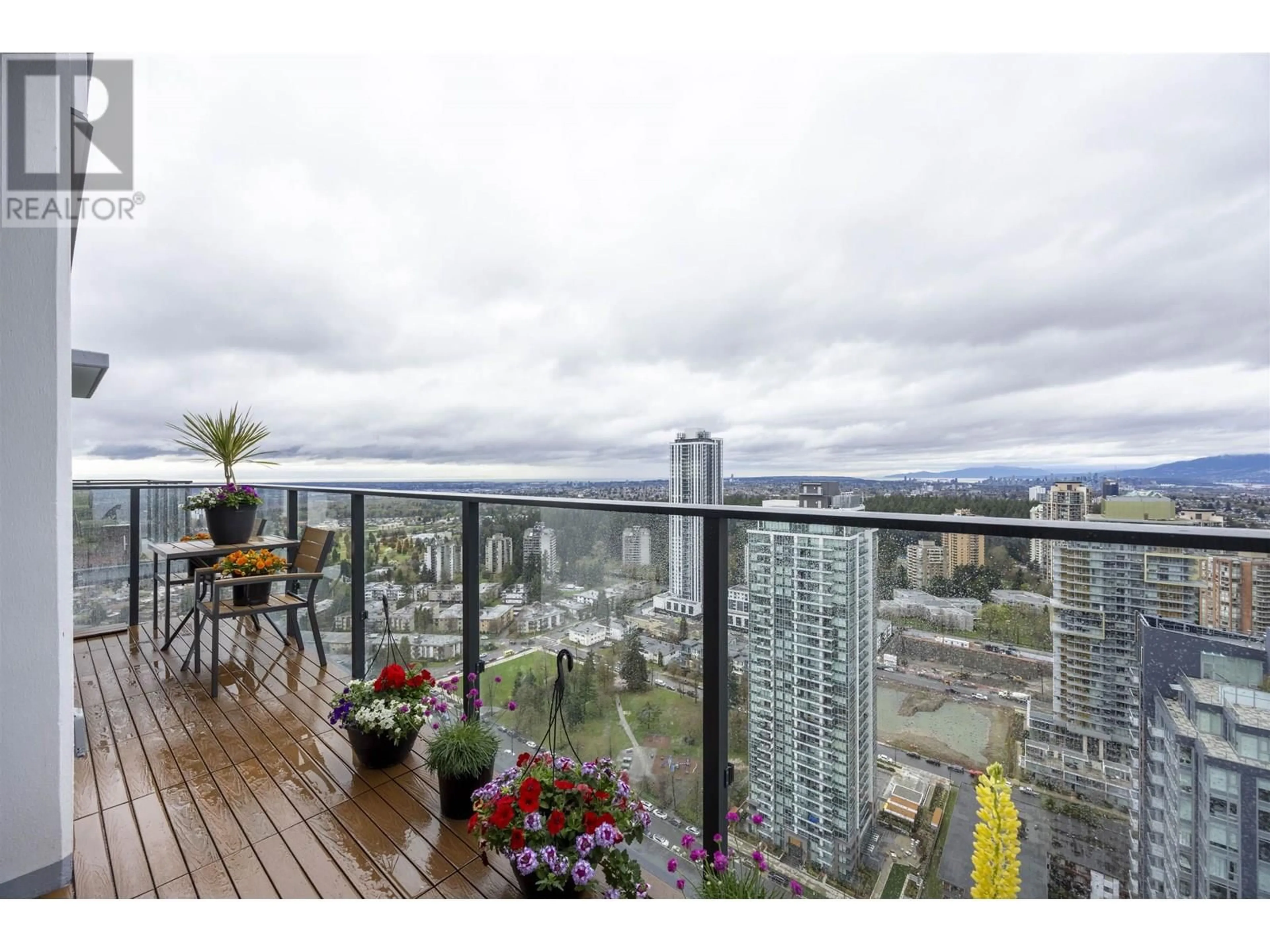Balcony in the apartment, city buildings view from balcony for 3408 - 6537 TELFORD AVENUE, Burnaby British Columbia V5H0K9