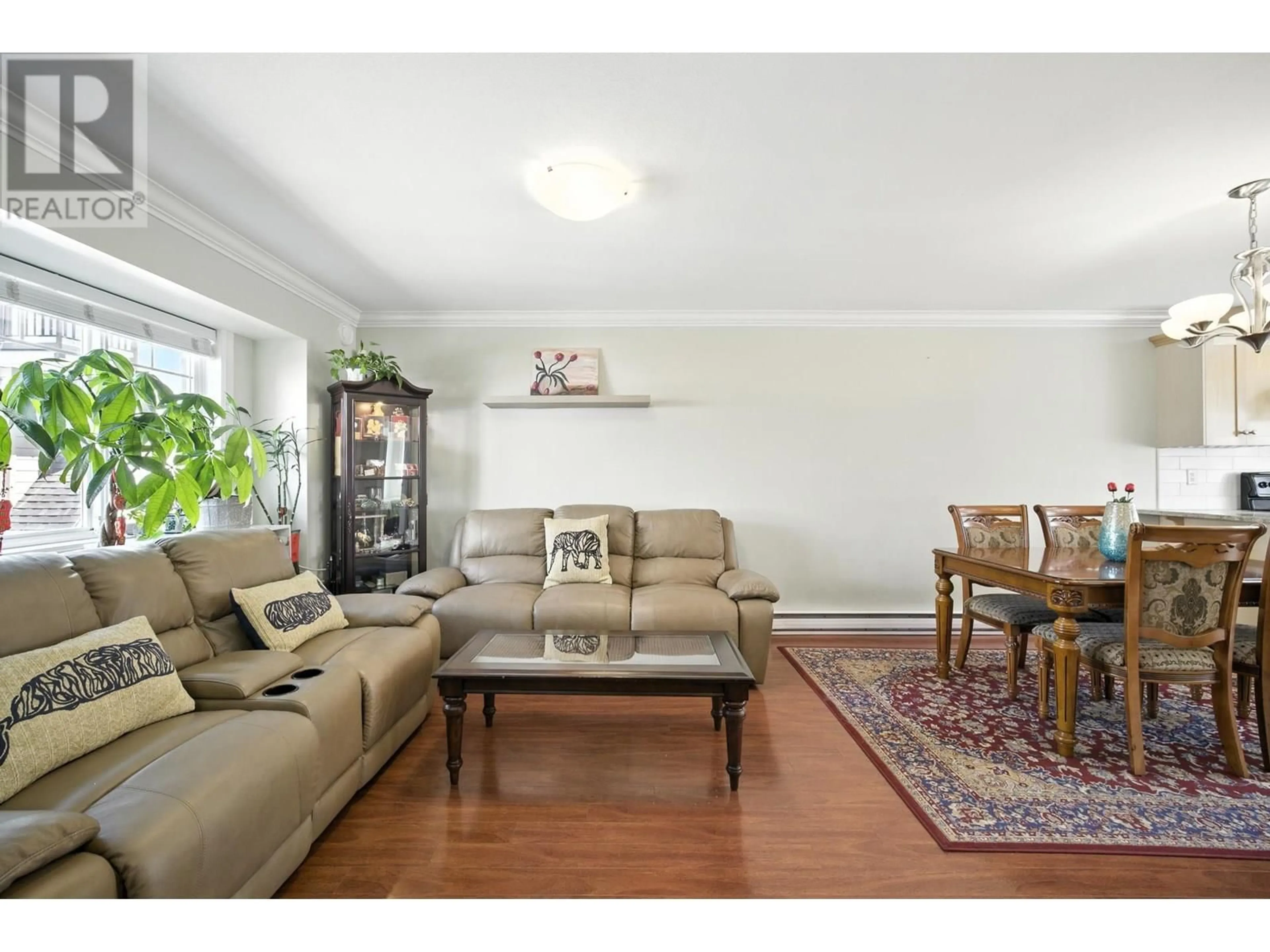 Living room with furniture, wood/laminate floor for 3 - 9800 ALBERTA ROAD, Richmond British Columbia V6Y1T6