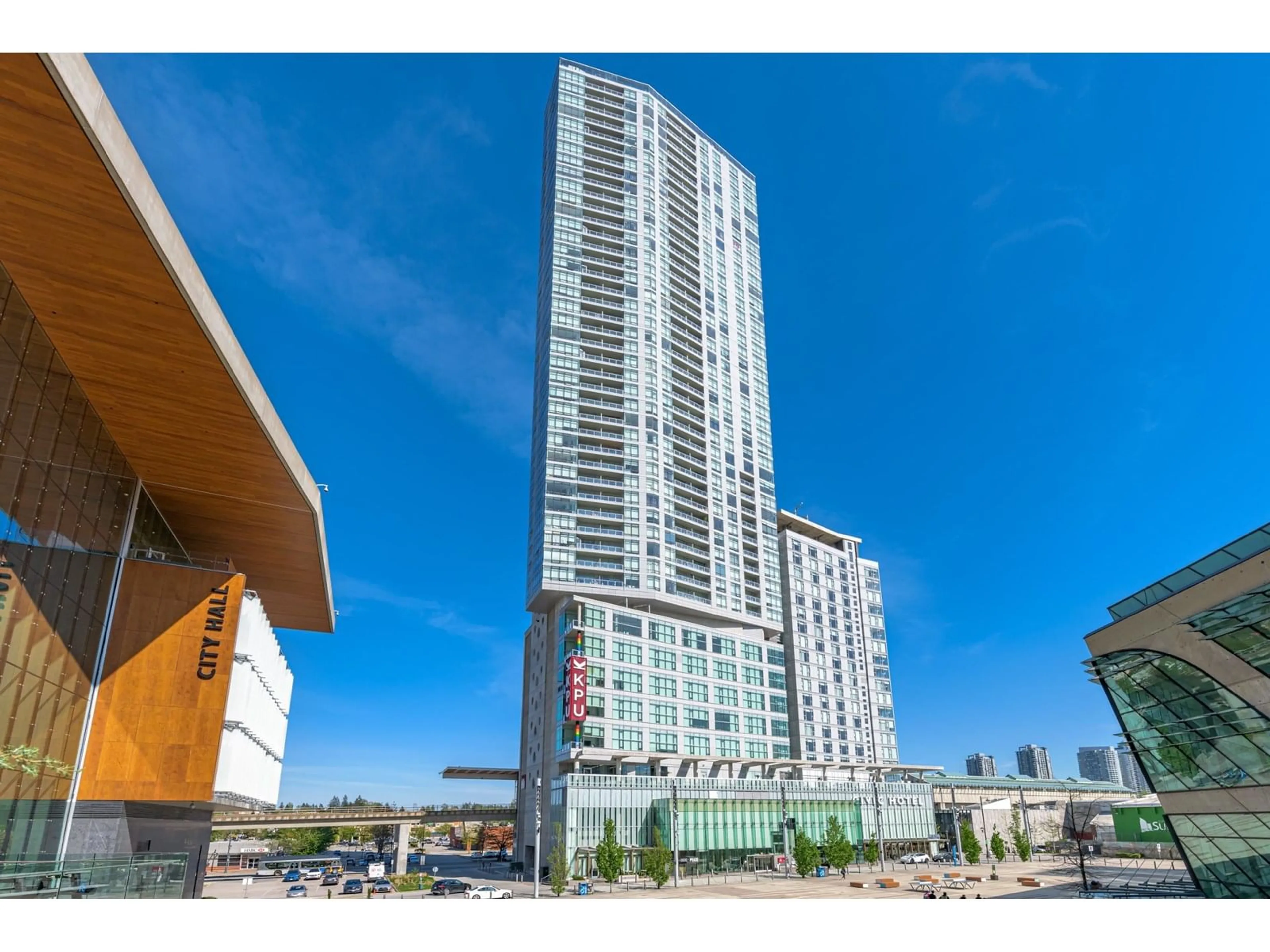 Unknown for 4704 - 13495 CENTRAL, Surrey British Columbia V3T0K2