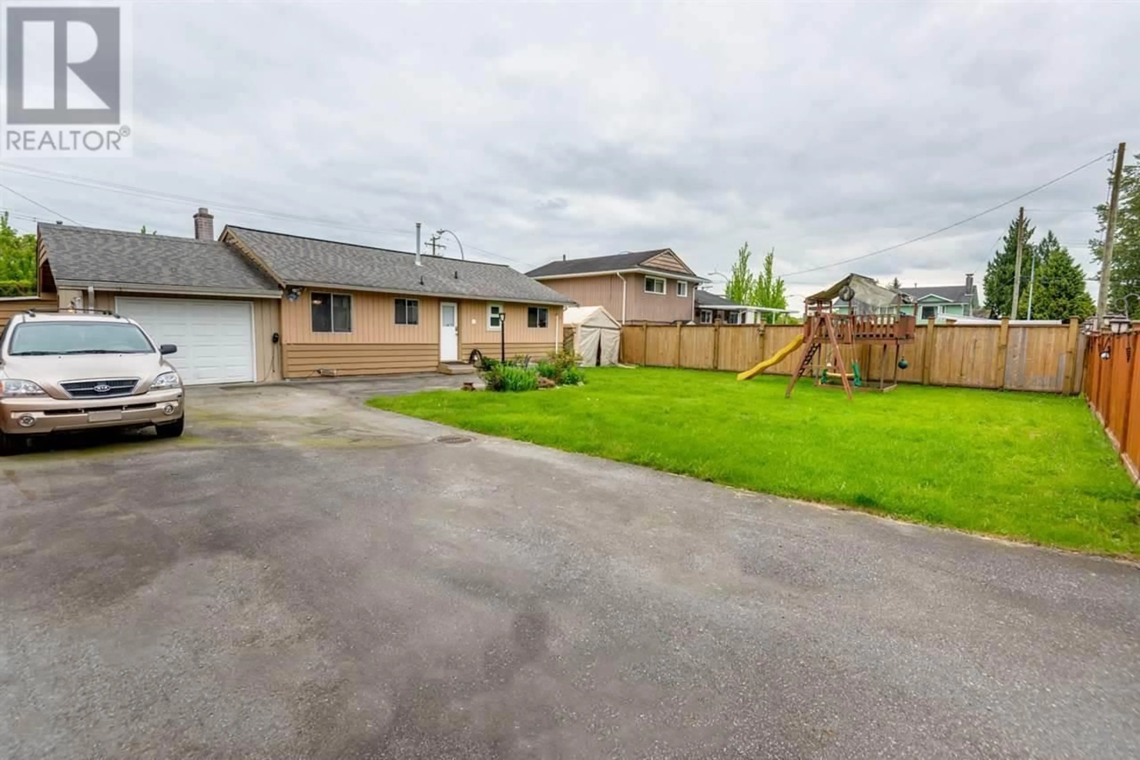 A pic from outside/outdoor area/front of a property/back of a property/a pic from drone, street for 2745 COAST MERIDIAN ROAD, Port Coquitlam British Columbia V3B3M6