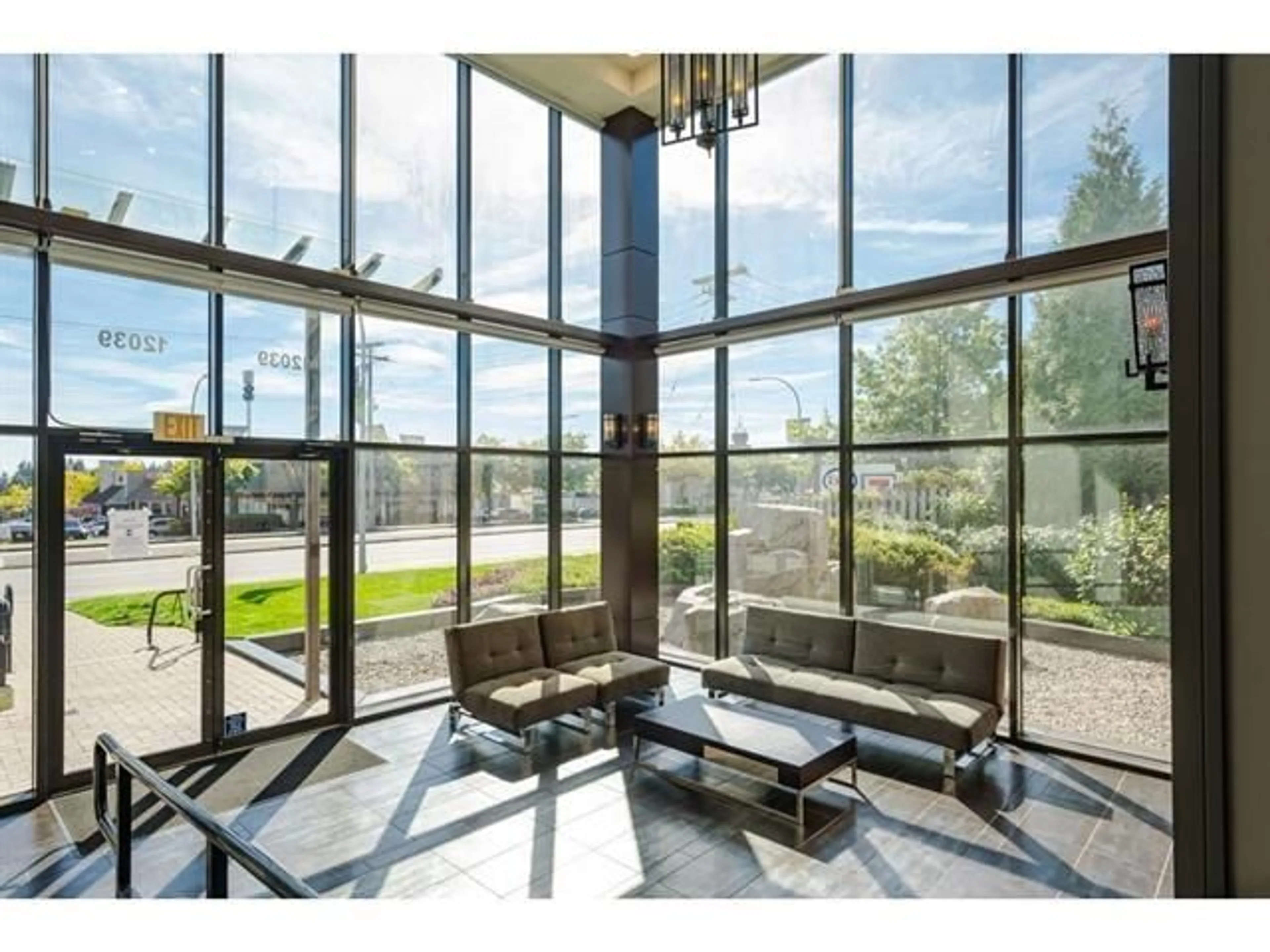 Indoor foyer for 304 - 12039 64, Surrey British Columbia V3W0R7