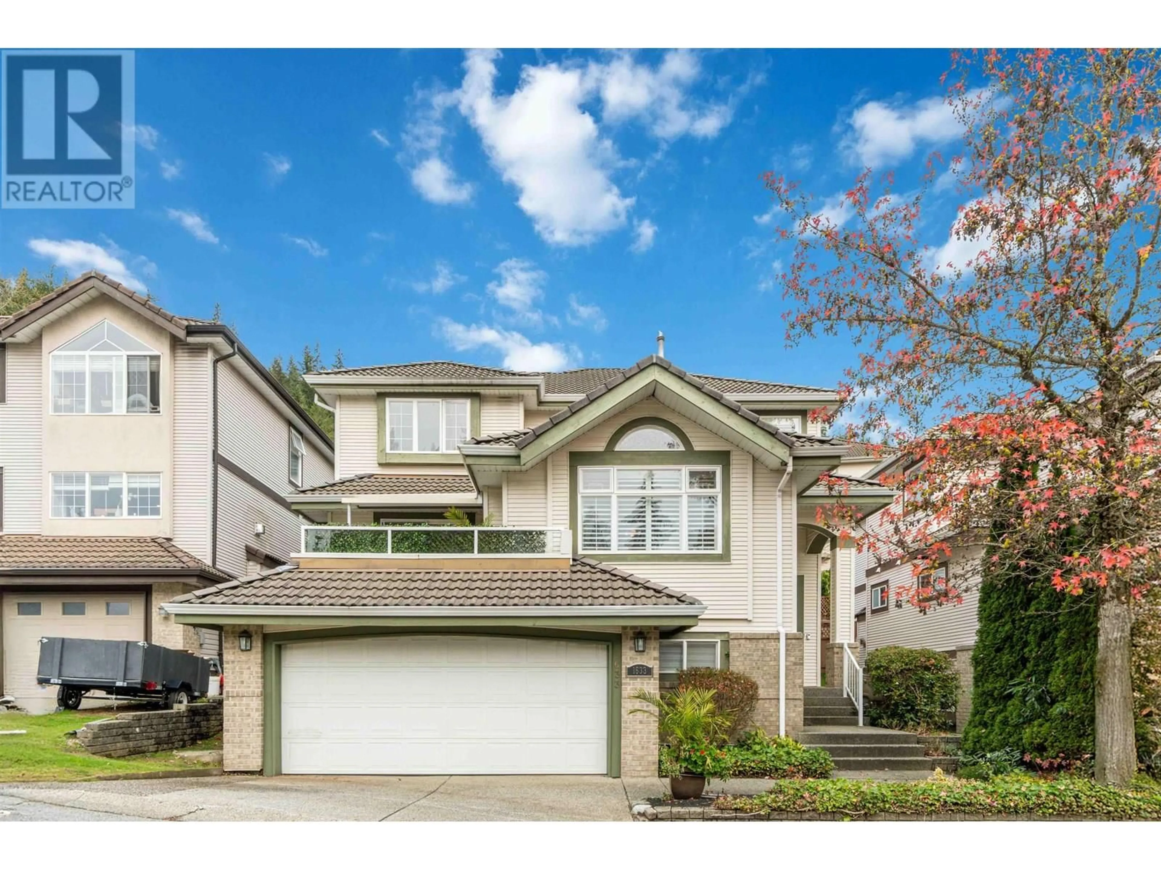 Home with vinyl exterior material, street for 1633 PLATEAU CRESCENT, Coquitlam British Columbia V3E3B3