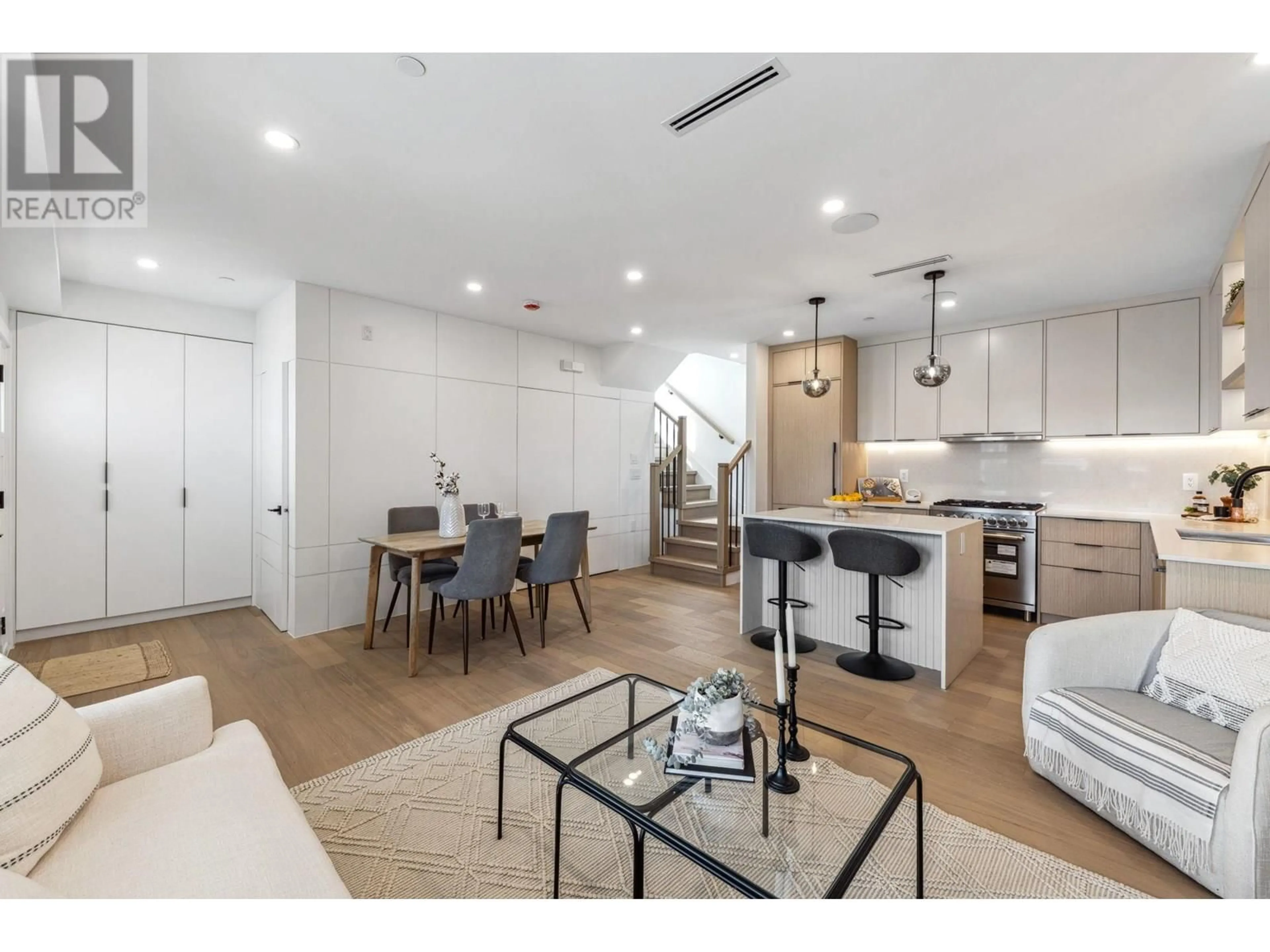 Open concept kitchen, unknown for 3381 VICTORIA DRIVE, Vancouver British Columbia V5N4M3