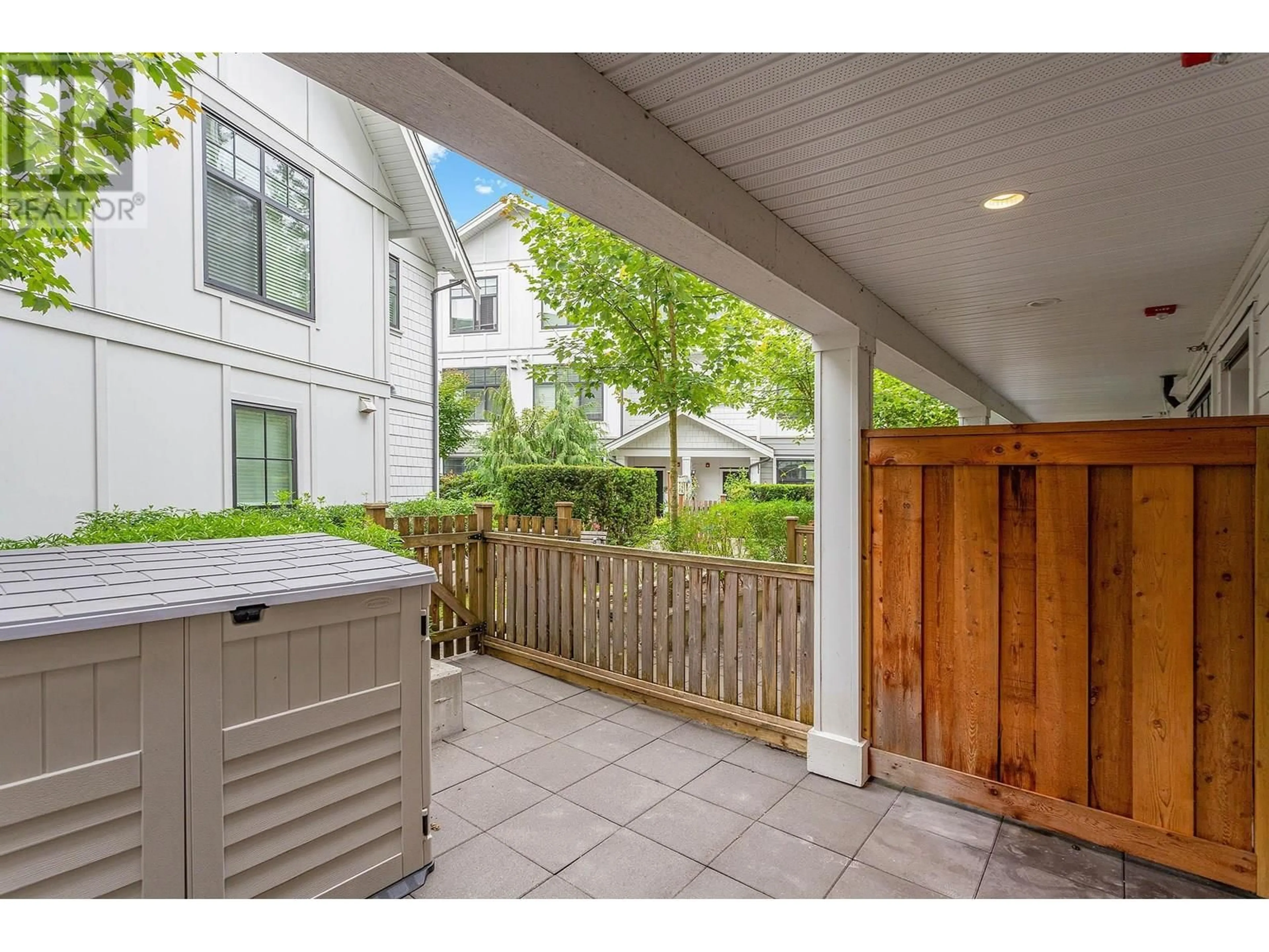Patio, street for 13 - 5152 CANADA WAY, Burnaby British Columbia V5E0C3