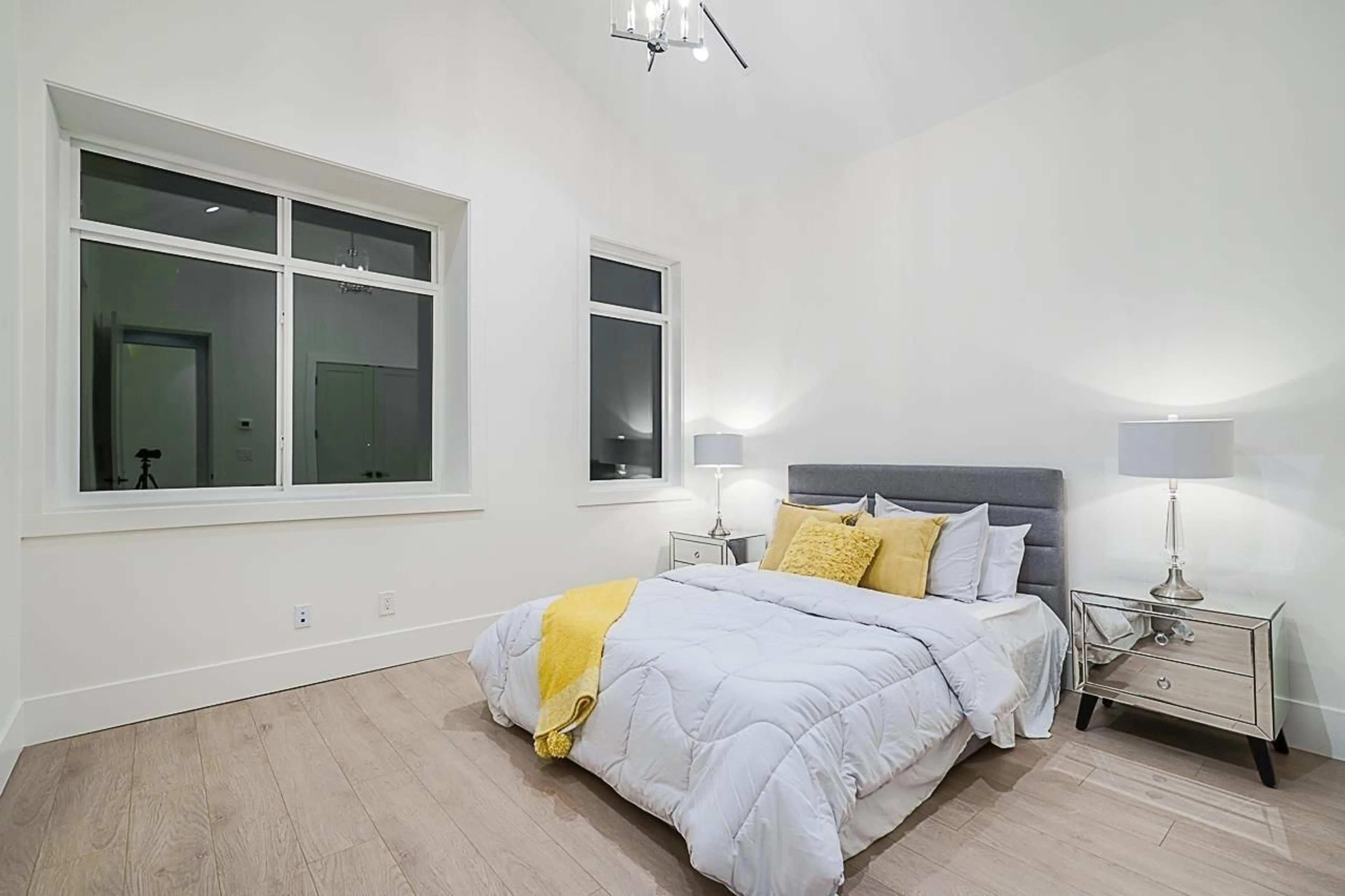 Bedroom with bed, wood/laminate floor for 12881 104, Surrey British Columbia V3T1T3