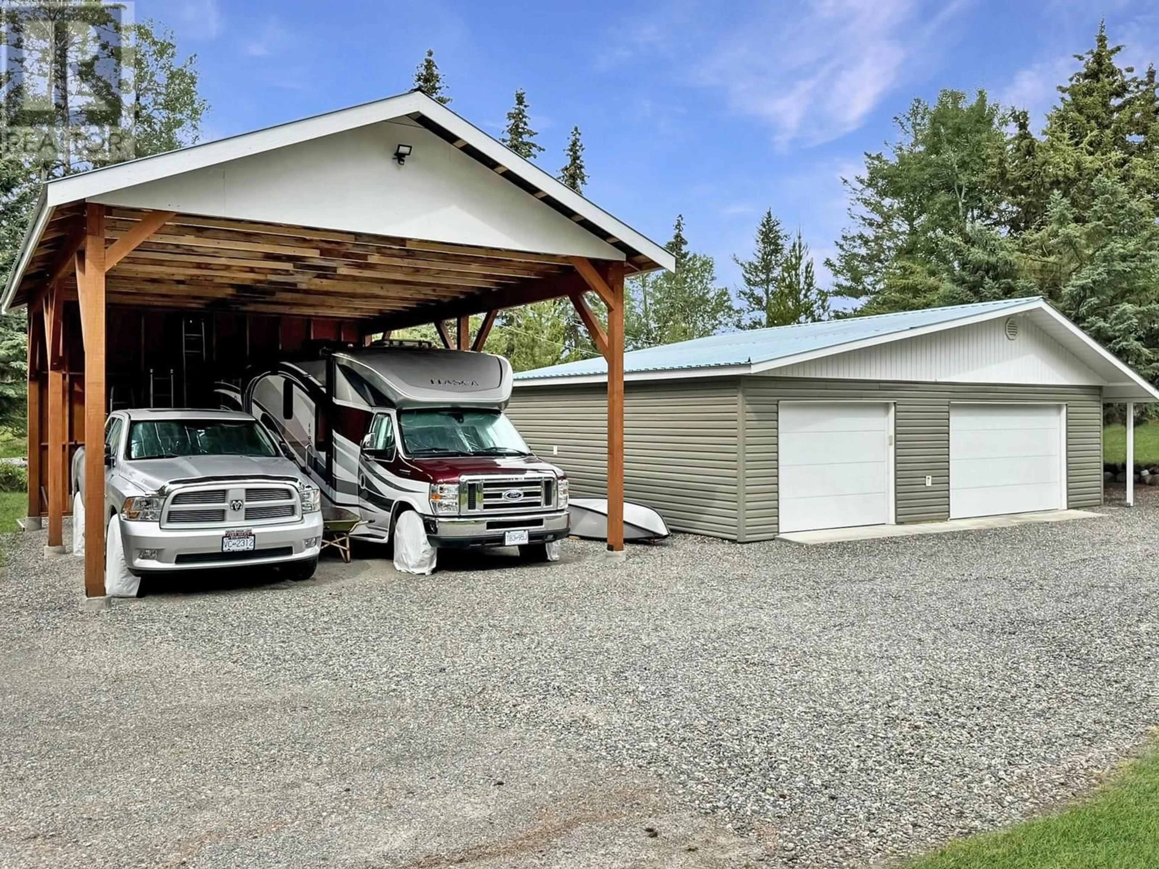 Indoor garage for 1371 GREEN LAKE ROAD, Green Lake British Columbia V0K2K2