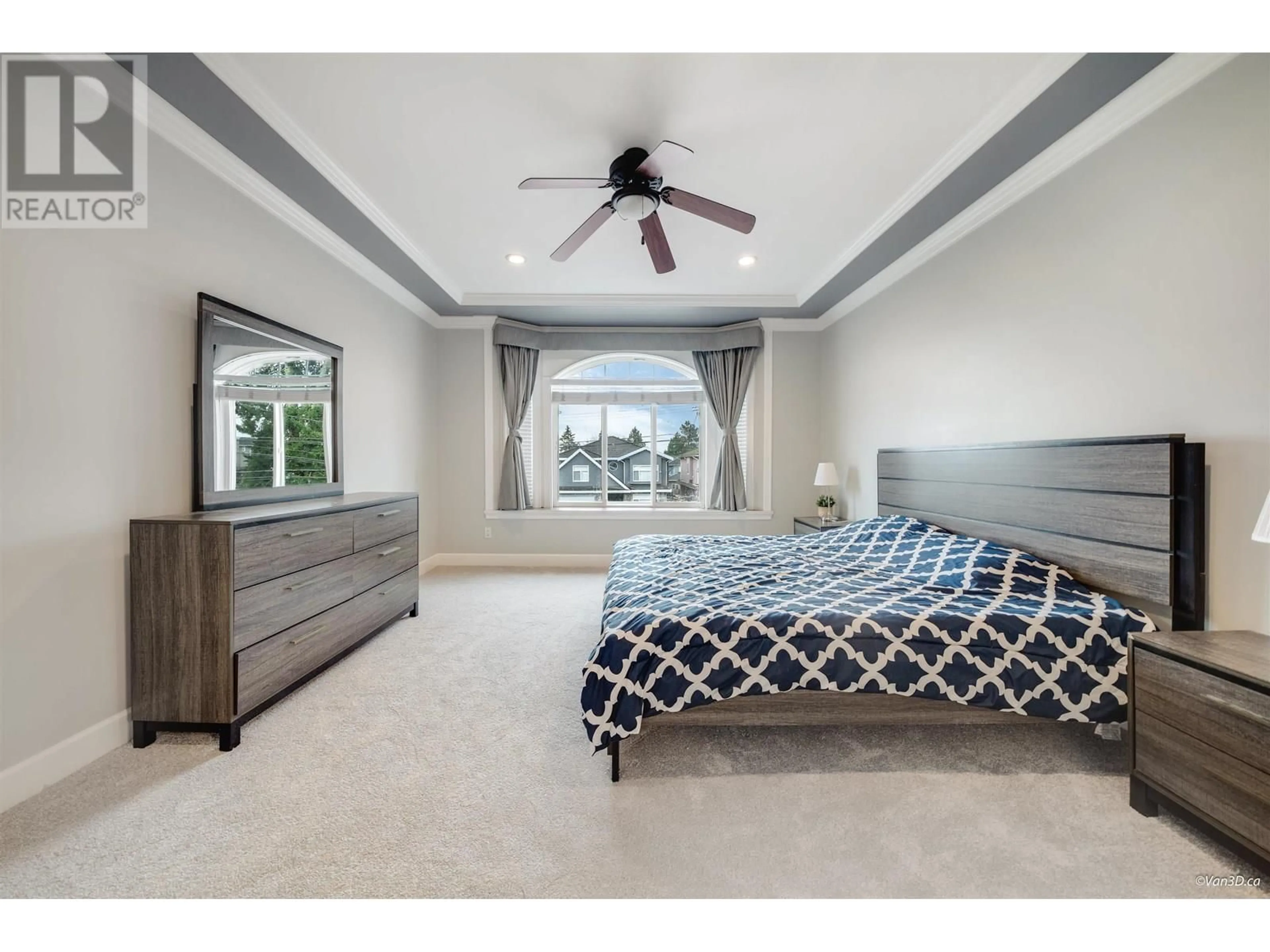 Bedroom with bed, unknown for 7821 17TH AVENUE, Burnaby British Columbia V3N1M1