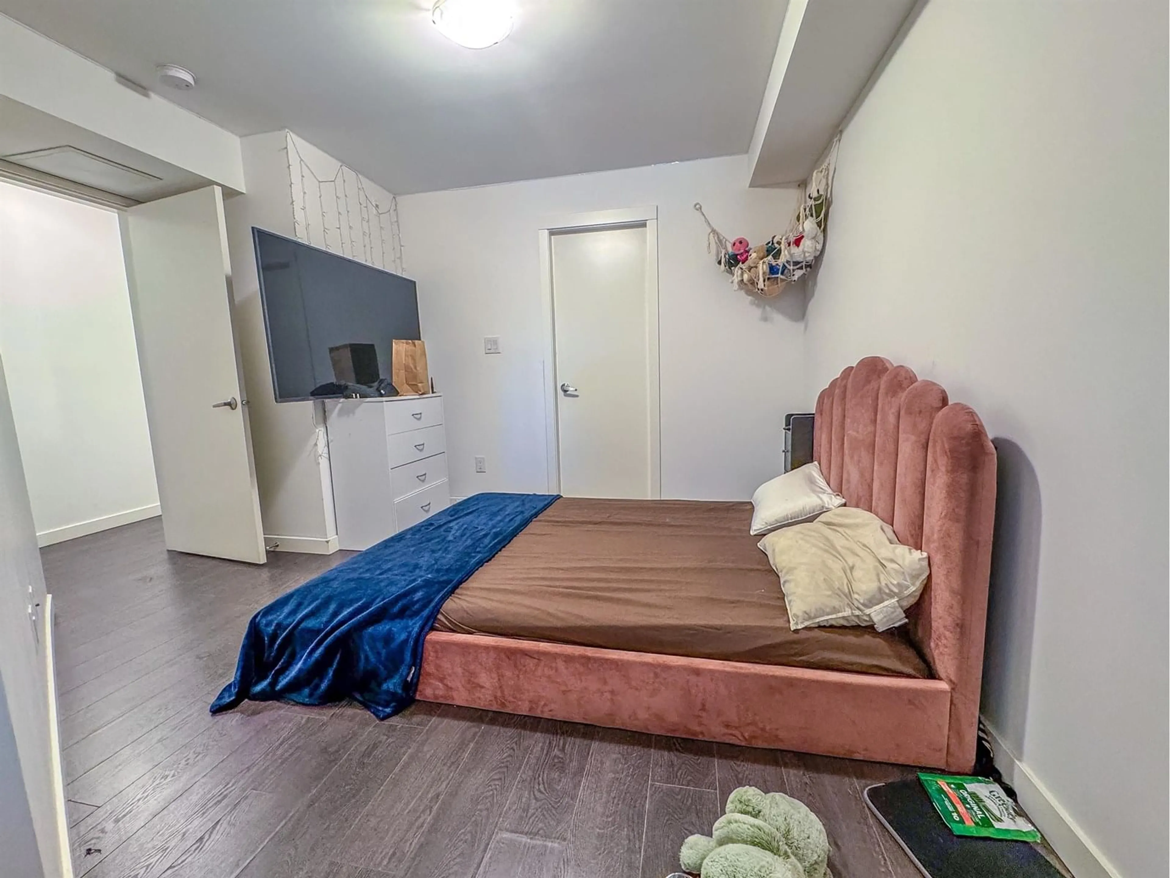 A pic of a room for 116 - 10688 140, Surrey British Columbia V3T0M6