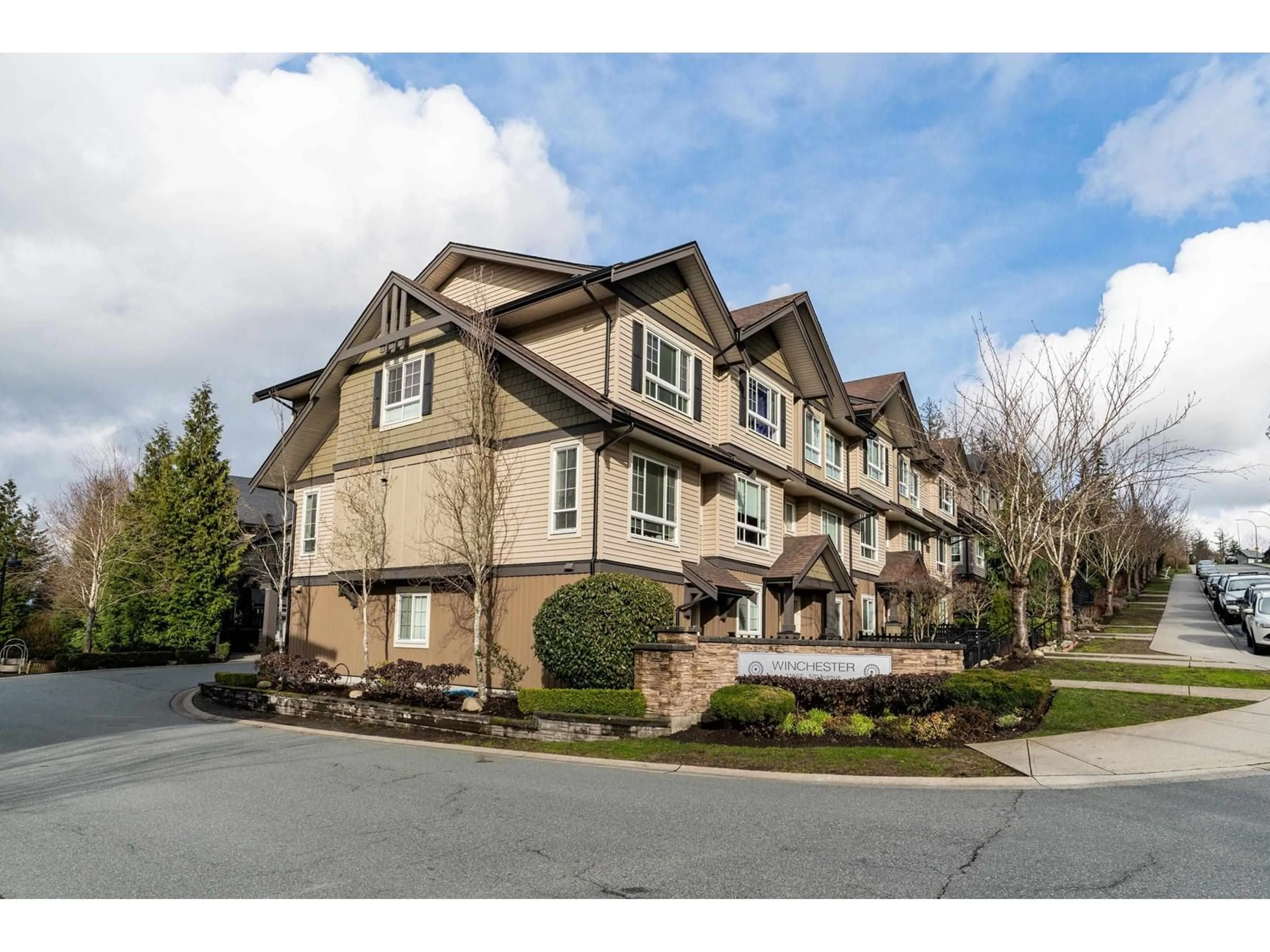 Unknown for 1 - 21867 50, Langley British Columbia V3A3T2