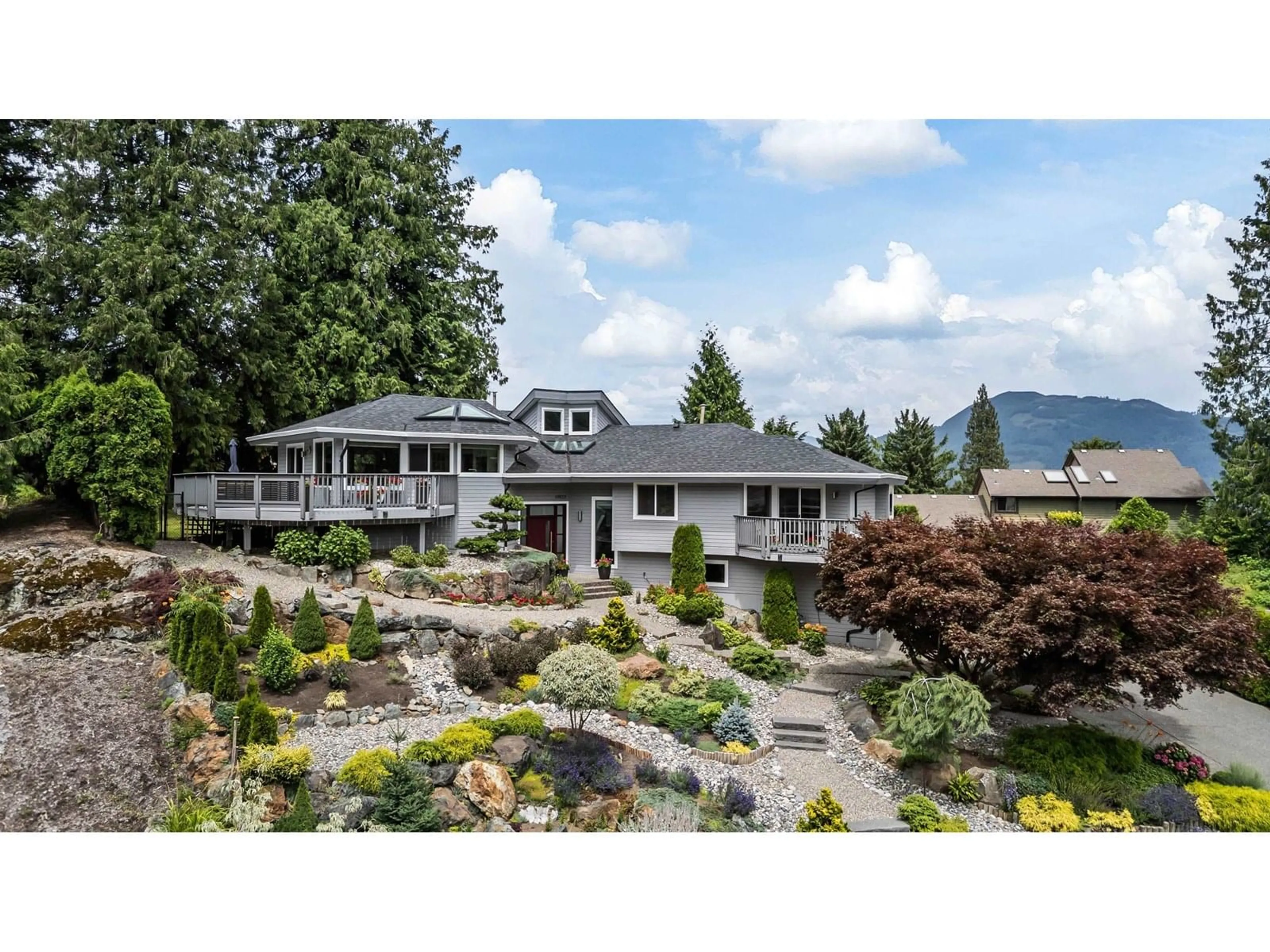 Home with vinyl exterior material, mountain view for 10023 EAGLE CRESCENT, Chilliwack British Columbia V2P7R1