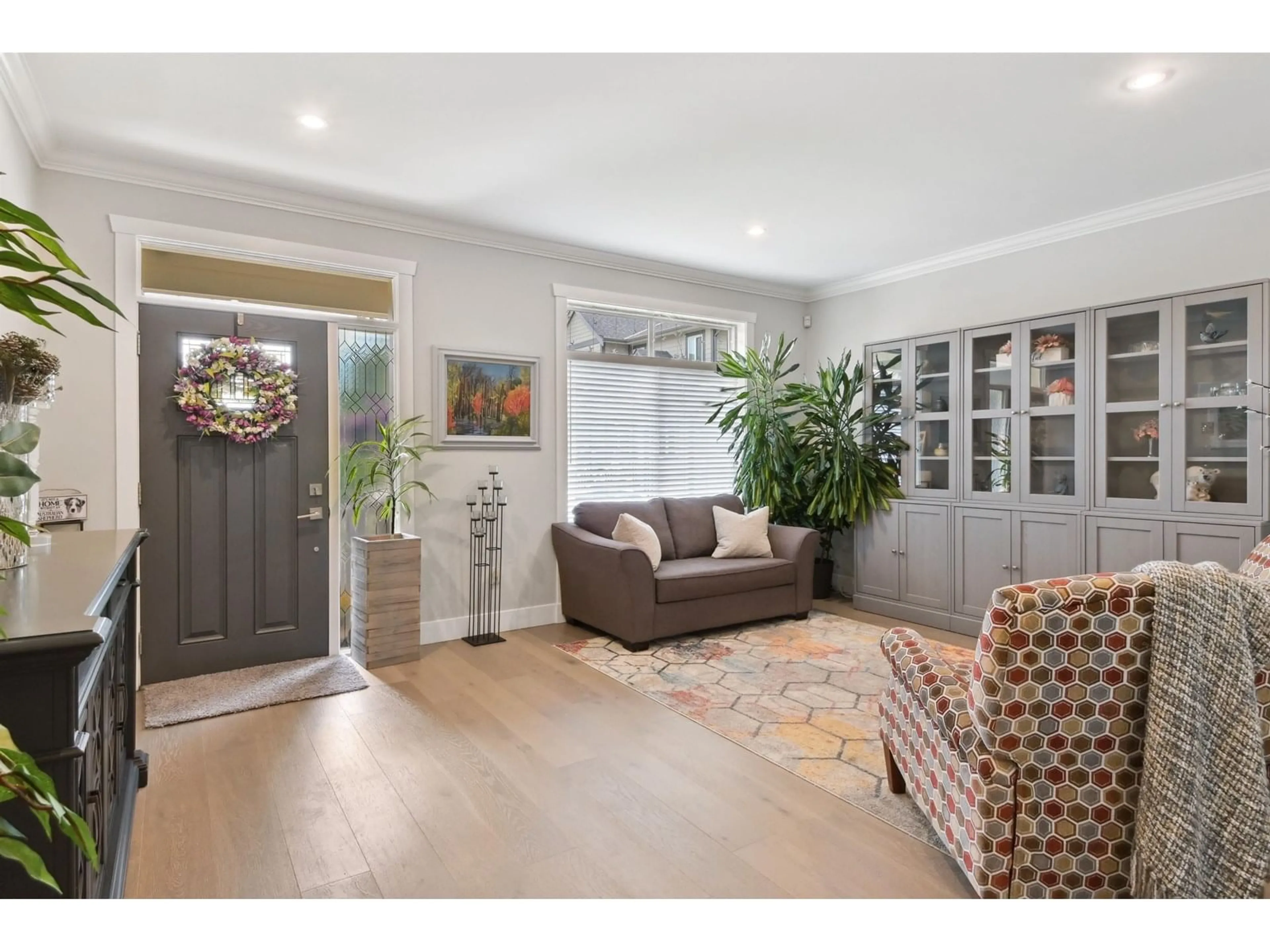 Indoor entryway for 4851 201A, Langley British Columbia V3A4J6