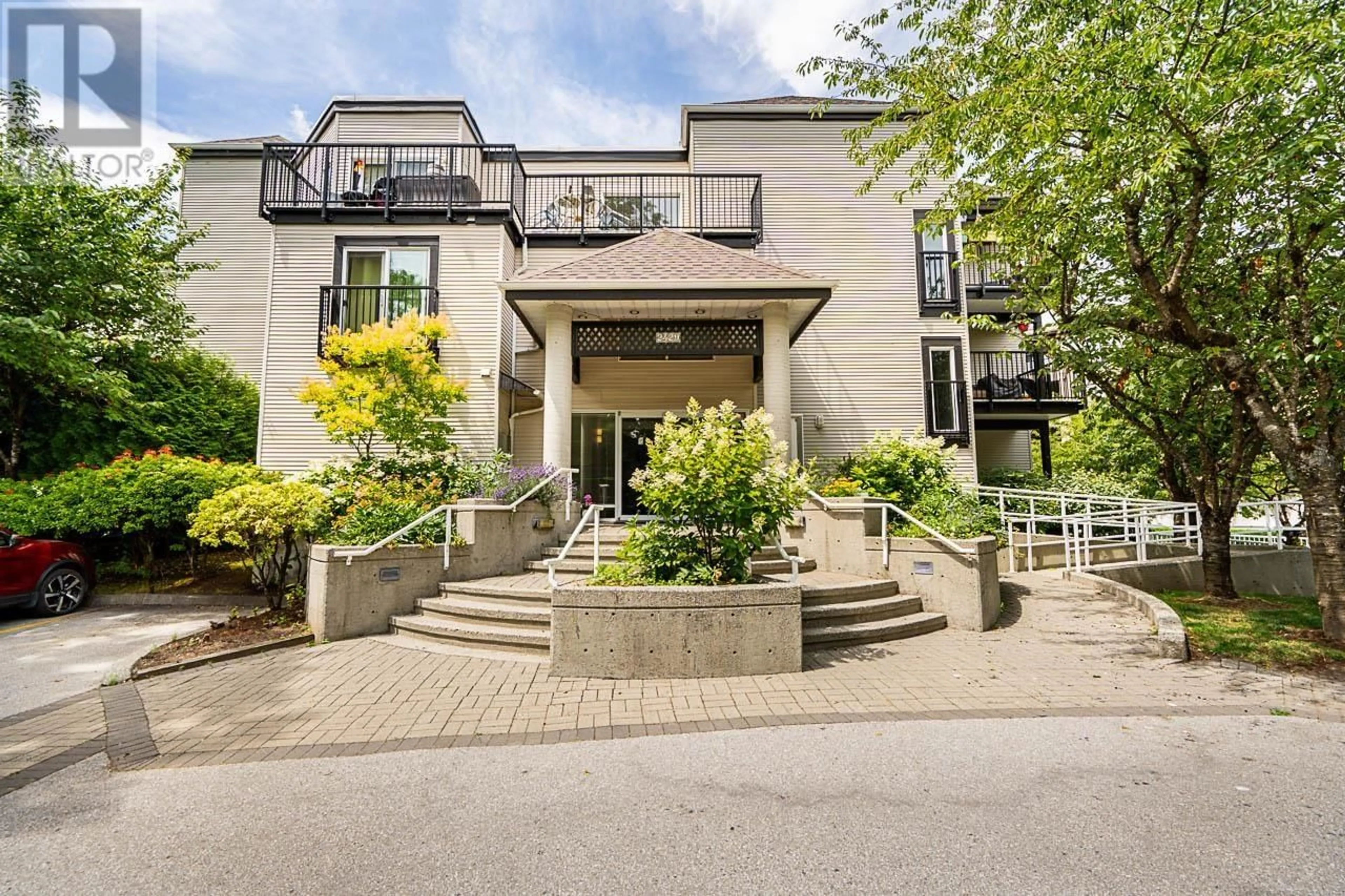 Patio, unknown for 310 - 2429 HAWTHORNE AVENUE, Port Coquitlam British Columbia V3C6E9