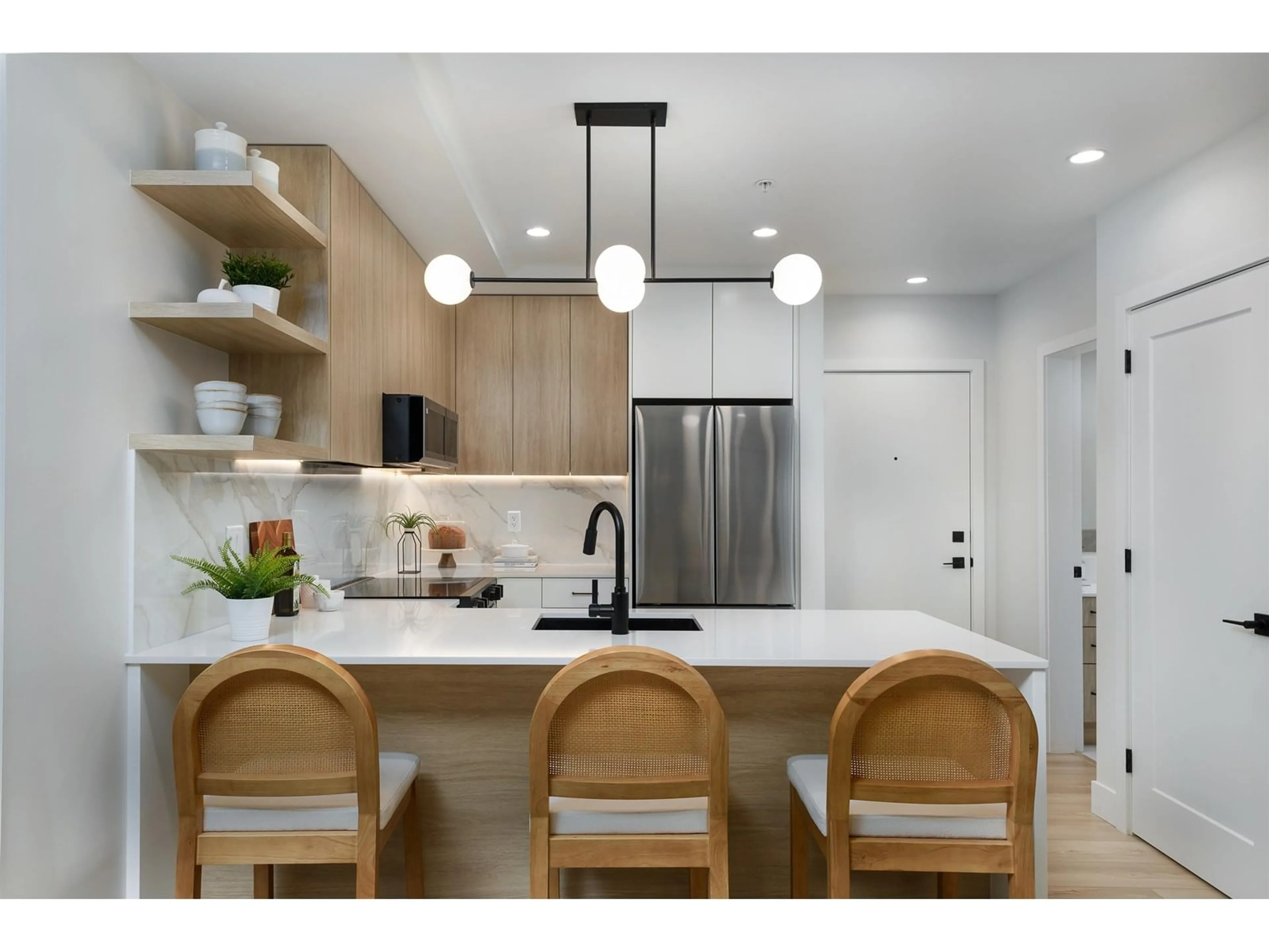 Contemporary kitchen, unknown for 306 - 33522 COTTAGE, Abbotsford British Columbia V0V0V0