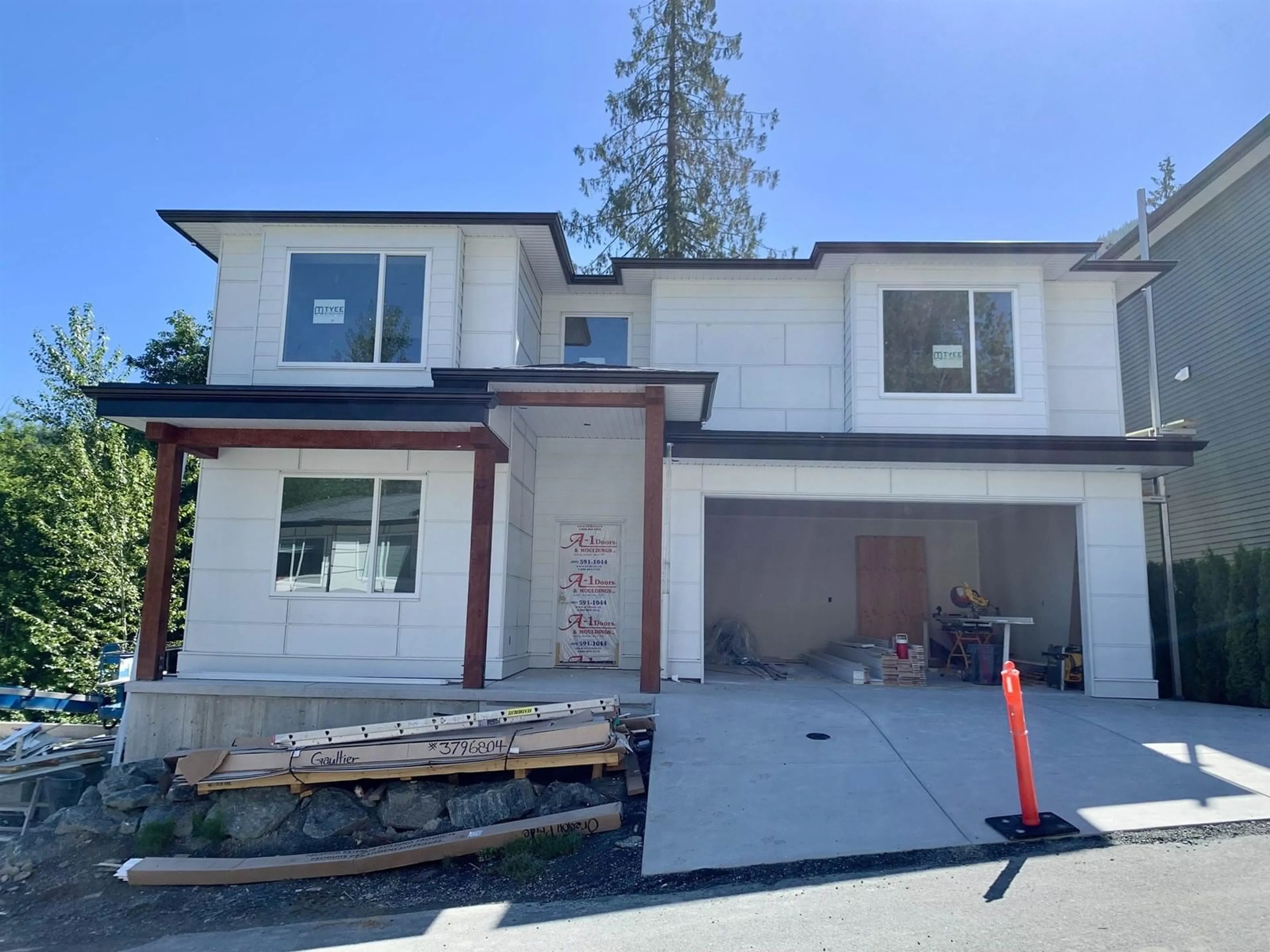Home with vinyl exterior material, street for 3 - 7138 MARBLE HILL ROAD, Chilliwack British Columbia V4Z1J5