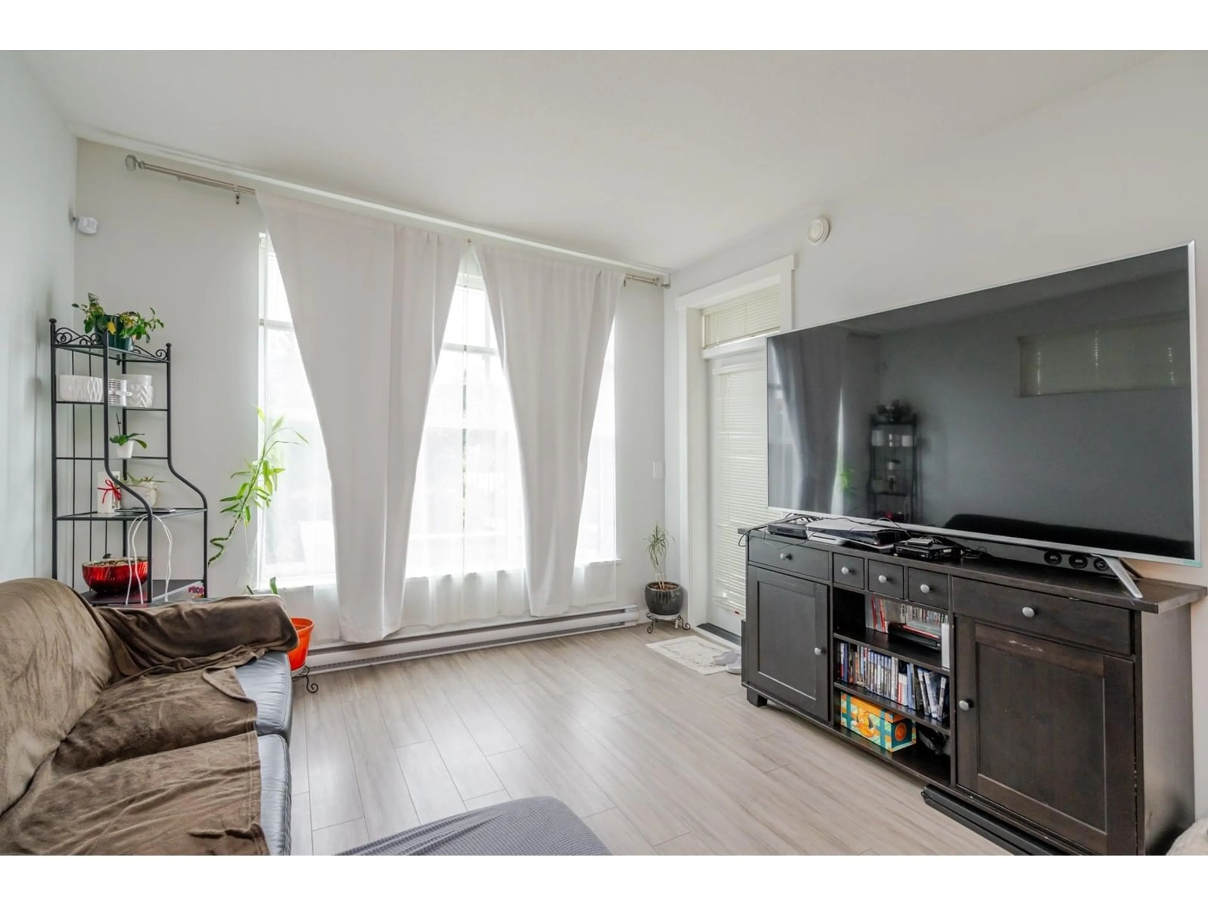 A pic of a room for C115 - 8150 207, Langley British Columbia V2Y4J4