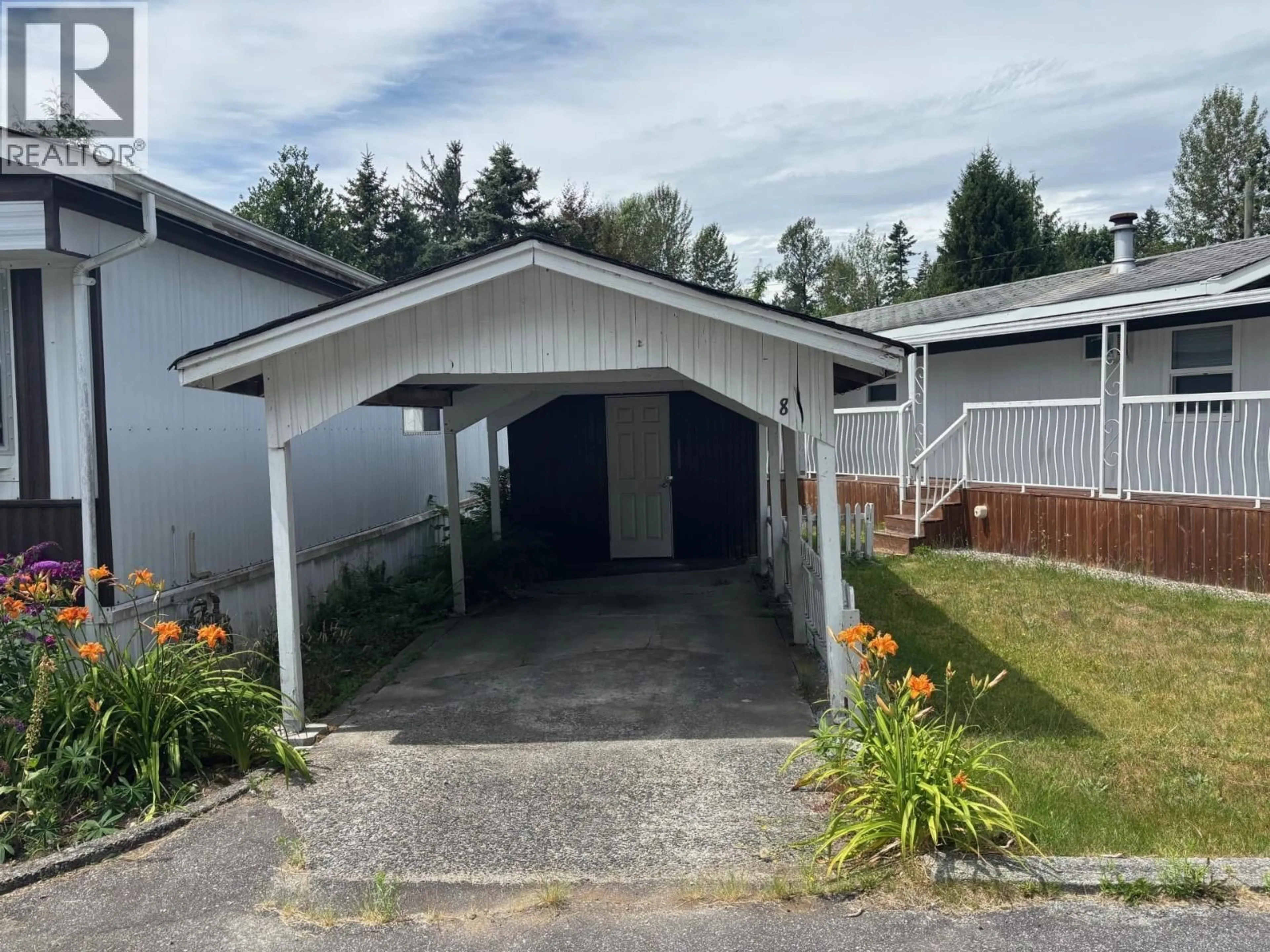 Indoor garage for 8 - 12868 229TH STREET, Maple Ridge British Columbia V2X6T1