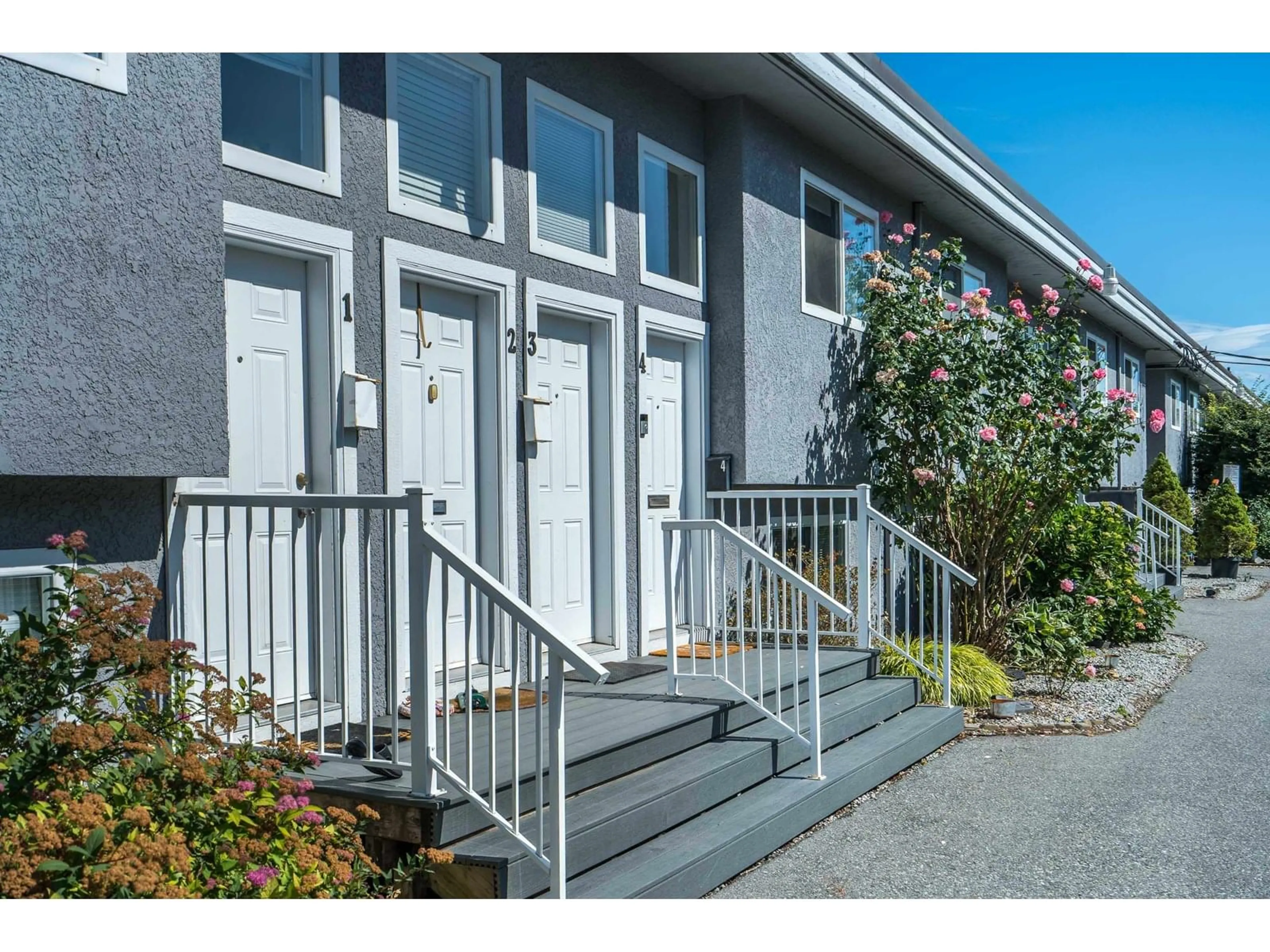Unknown for 4 - 33900 MAYFAIR, Abbotsford British Columbia V2S1R2
