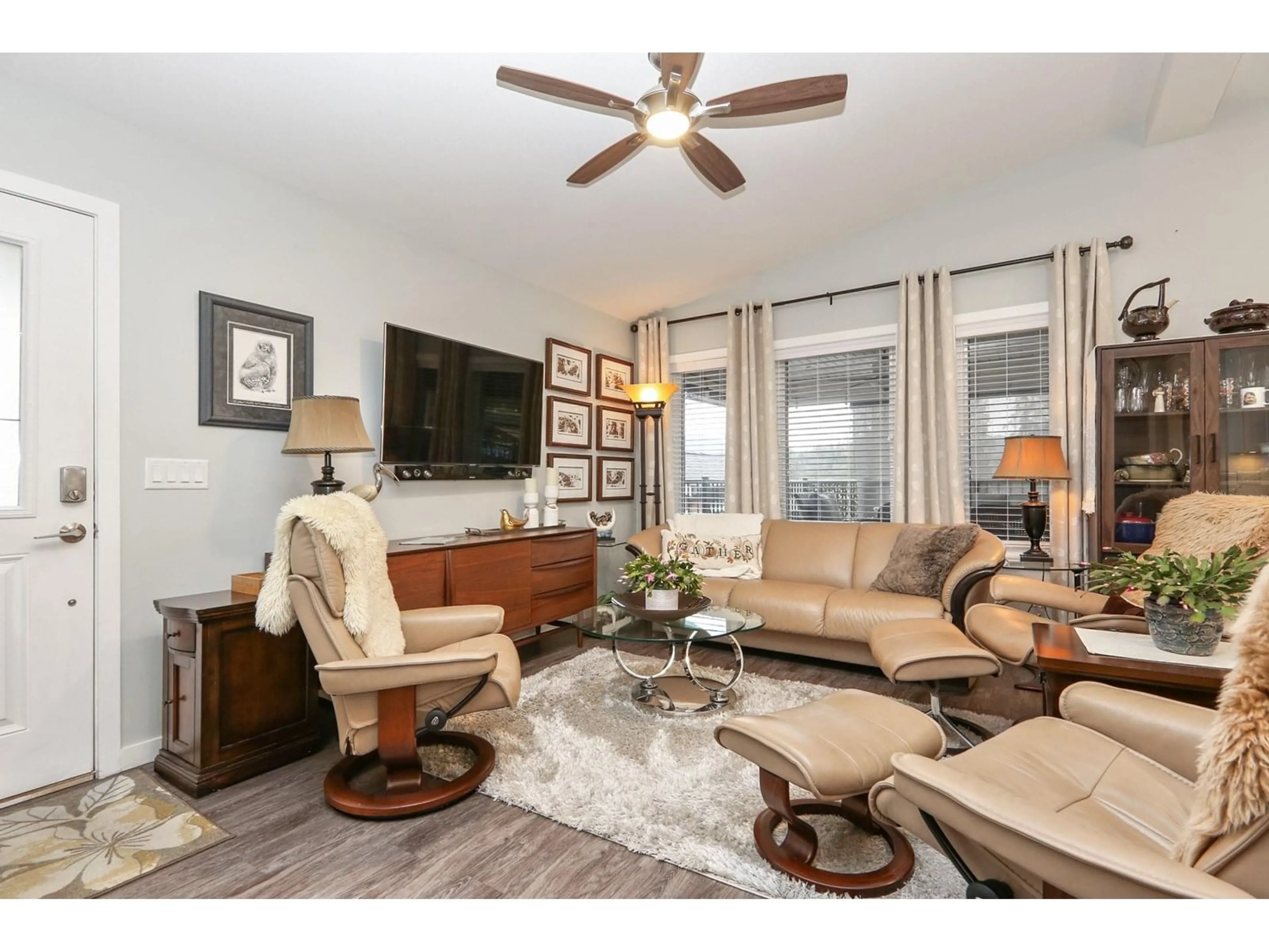 Living room with furniture, unknown for 88 - 53480 BRIDAL FALLS ROAD, Rosedale British Columbia V0X1X1
