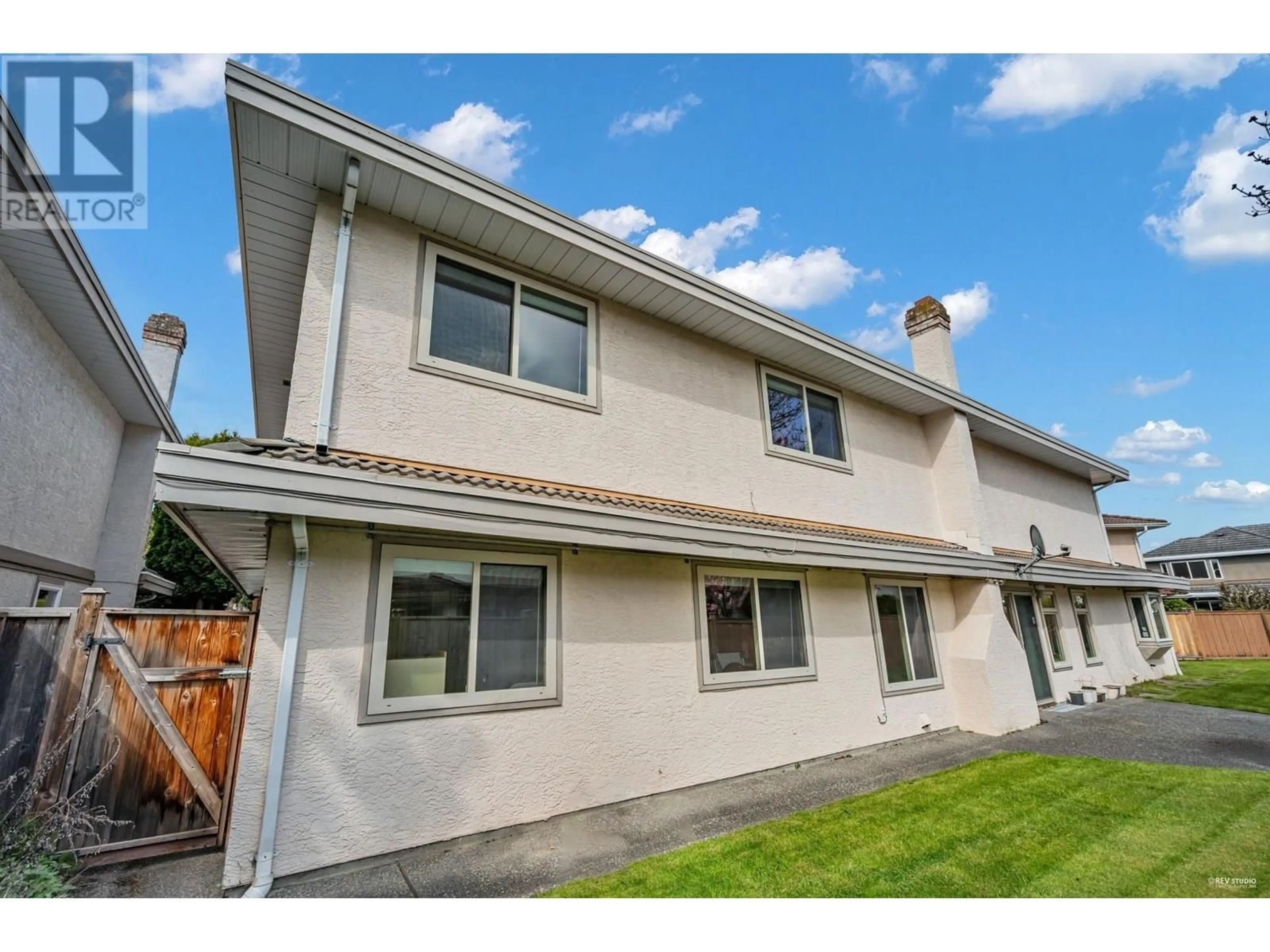 Home with vinyl exterior material, street for 9280 JASKOW PLACE, Richmond British Columbia V7E5S4